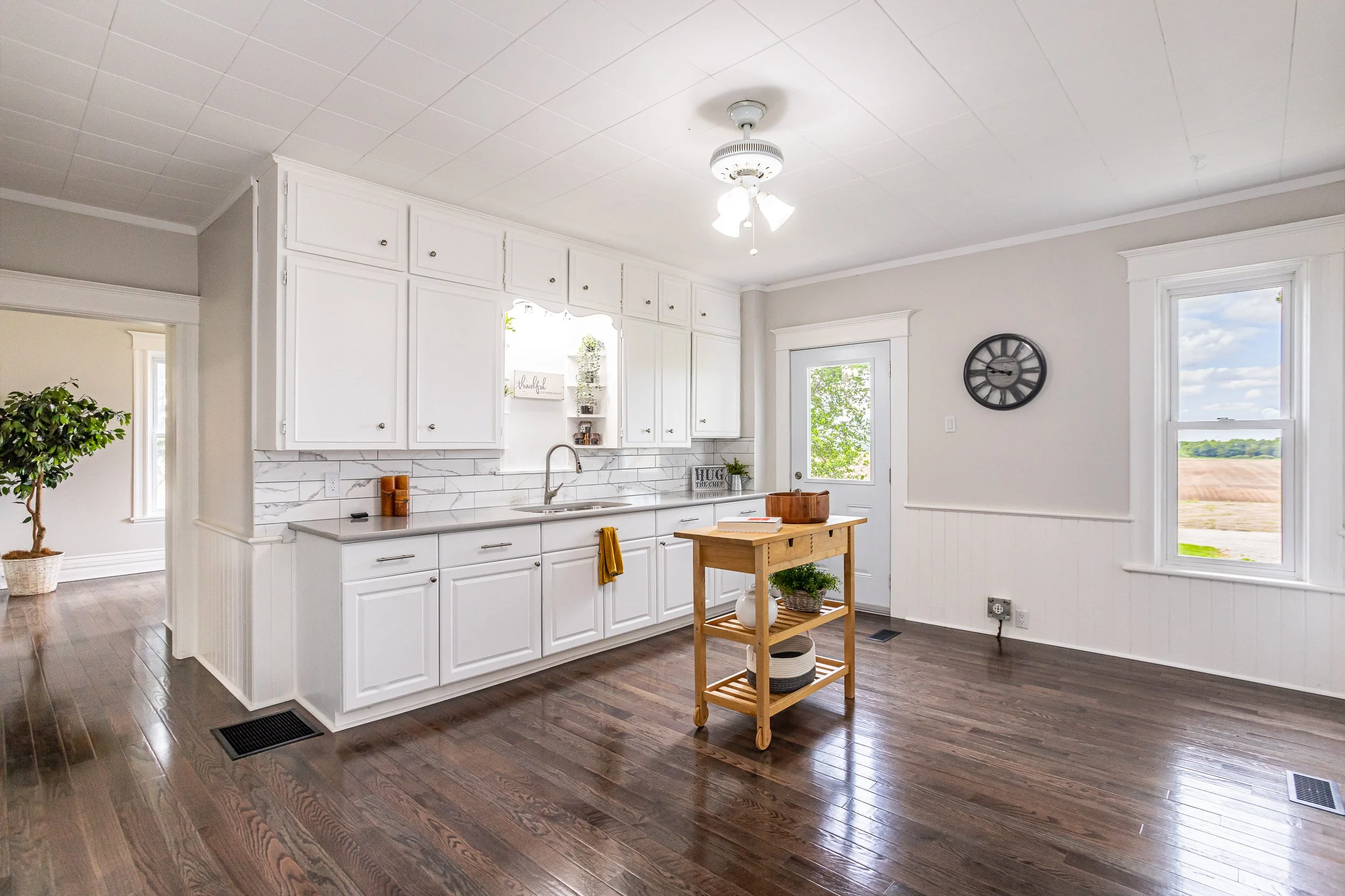 942 Westminster-14.jpg