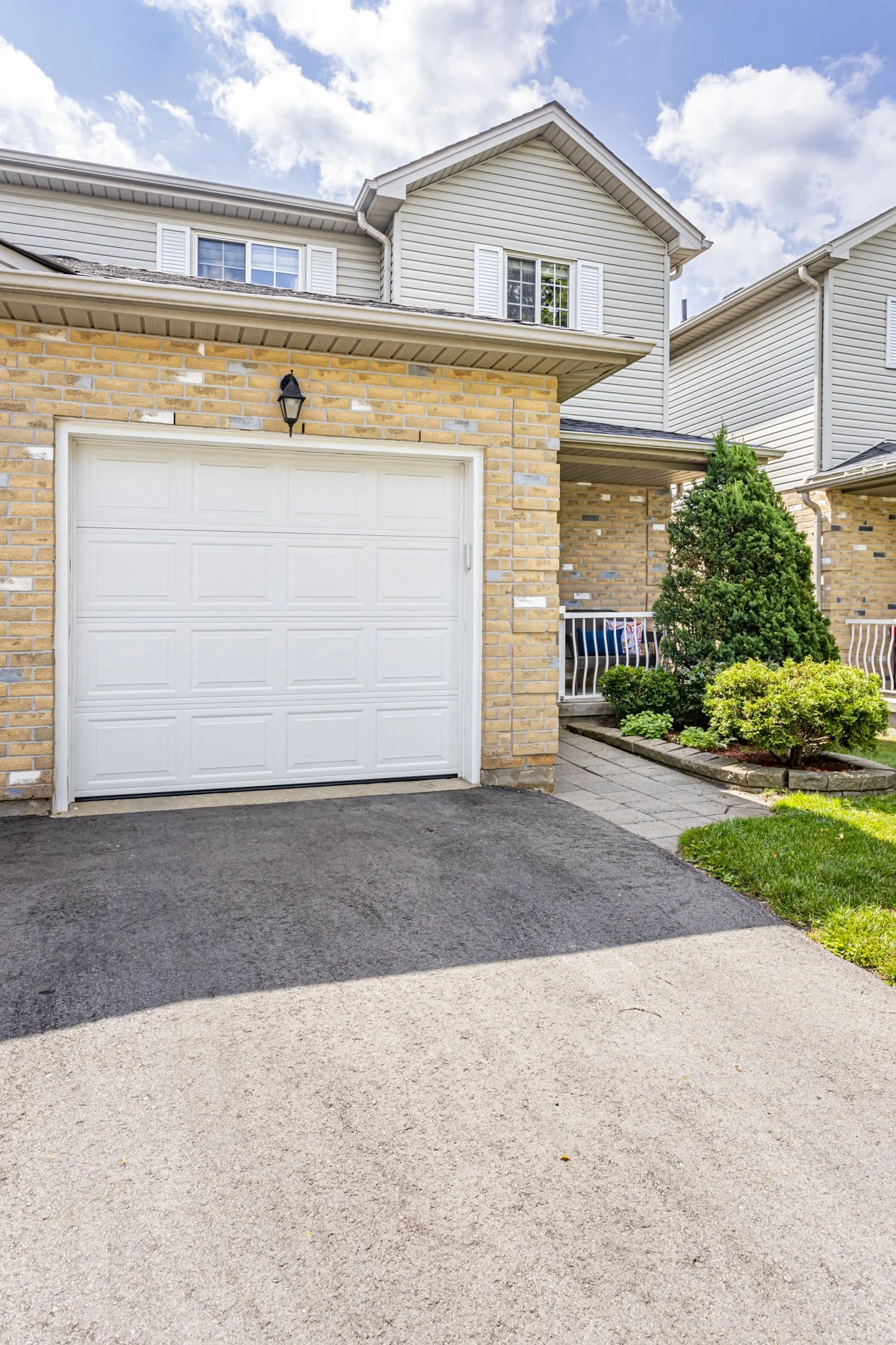 28-750 Osgoode Dr_05.JPG