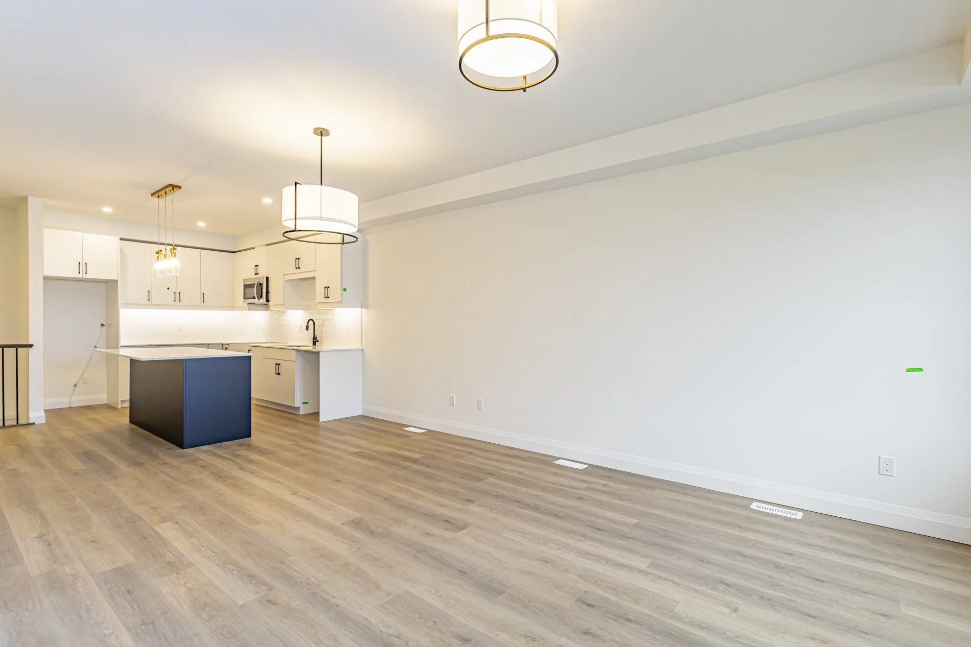 55-3900 Savoy St_08.JPG