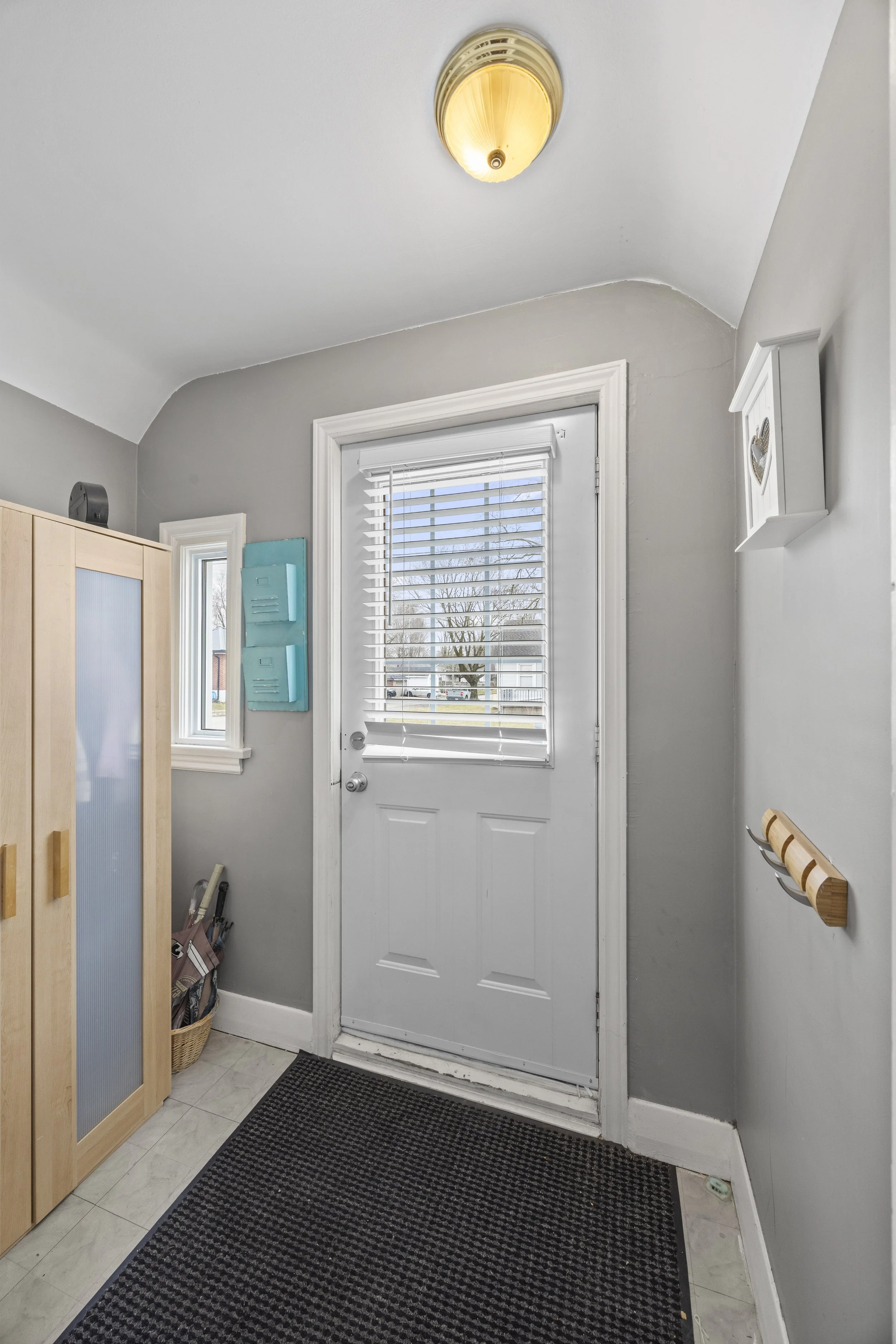 24 Terrence St -04.JPG