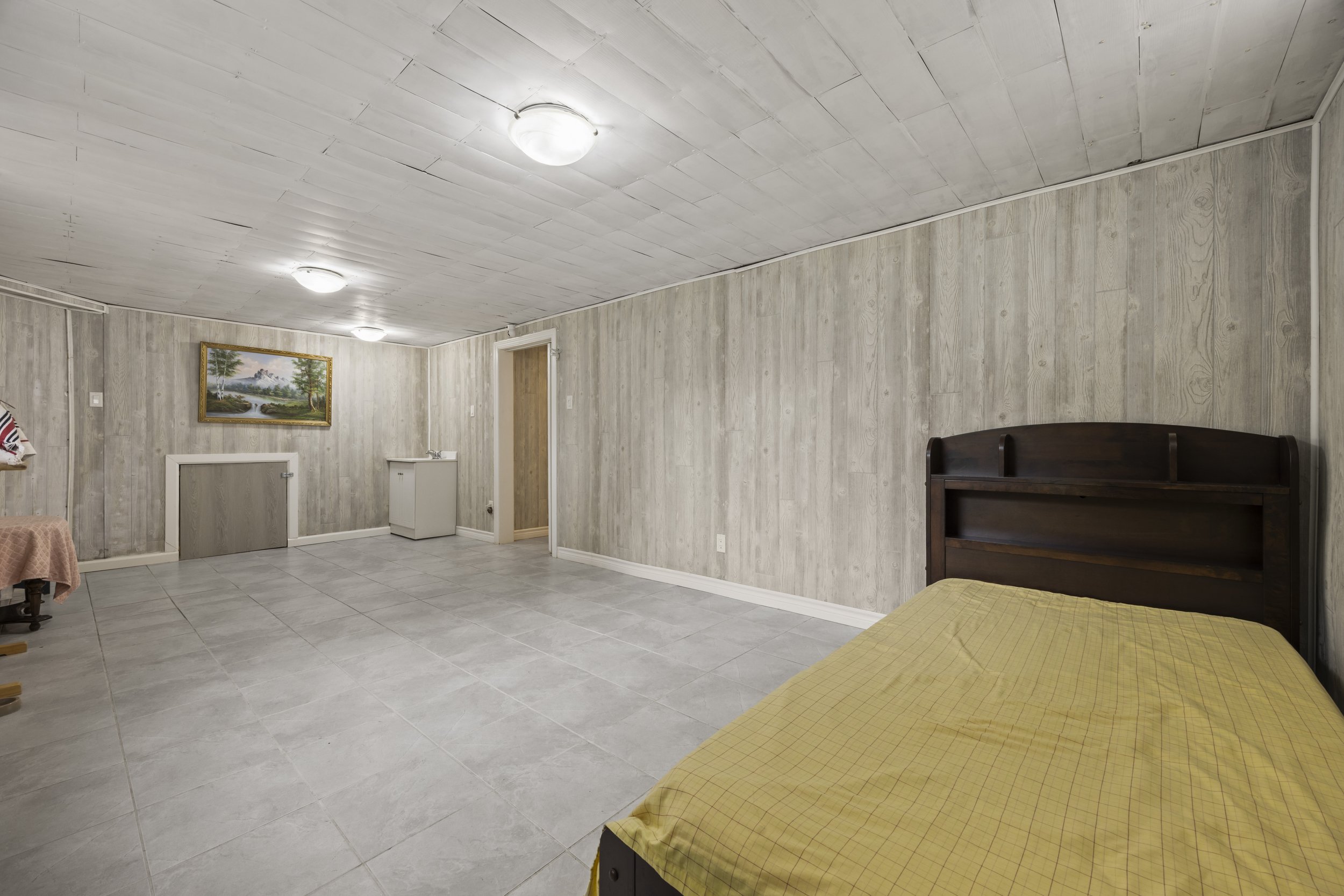 580 Salway St -35.JPG