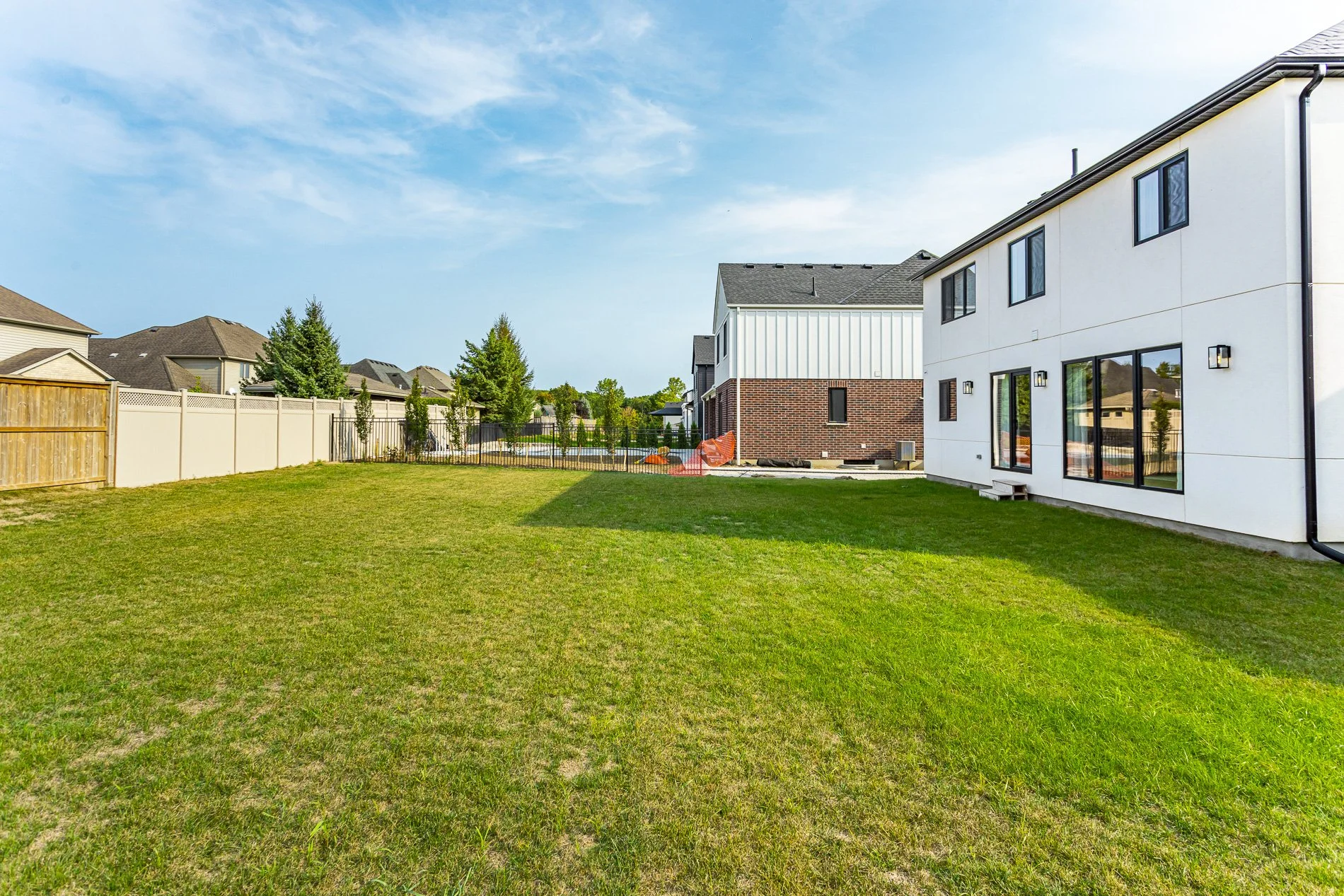 114 Edgewater Blvd_43.jpg