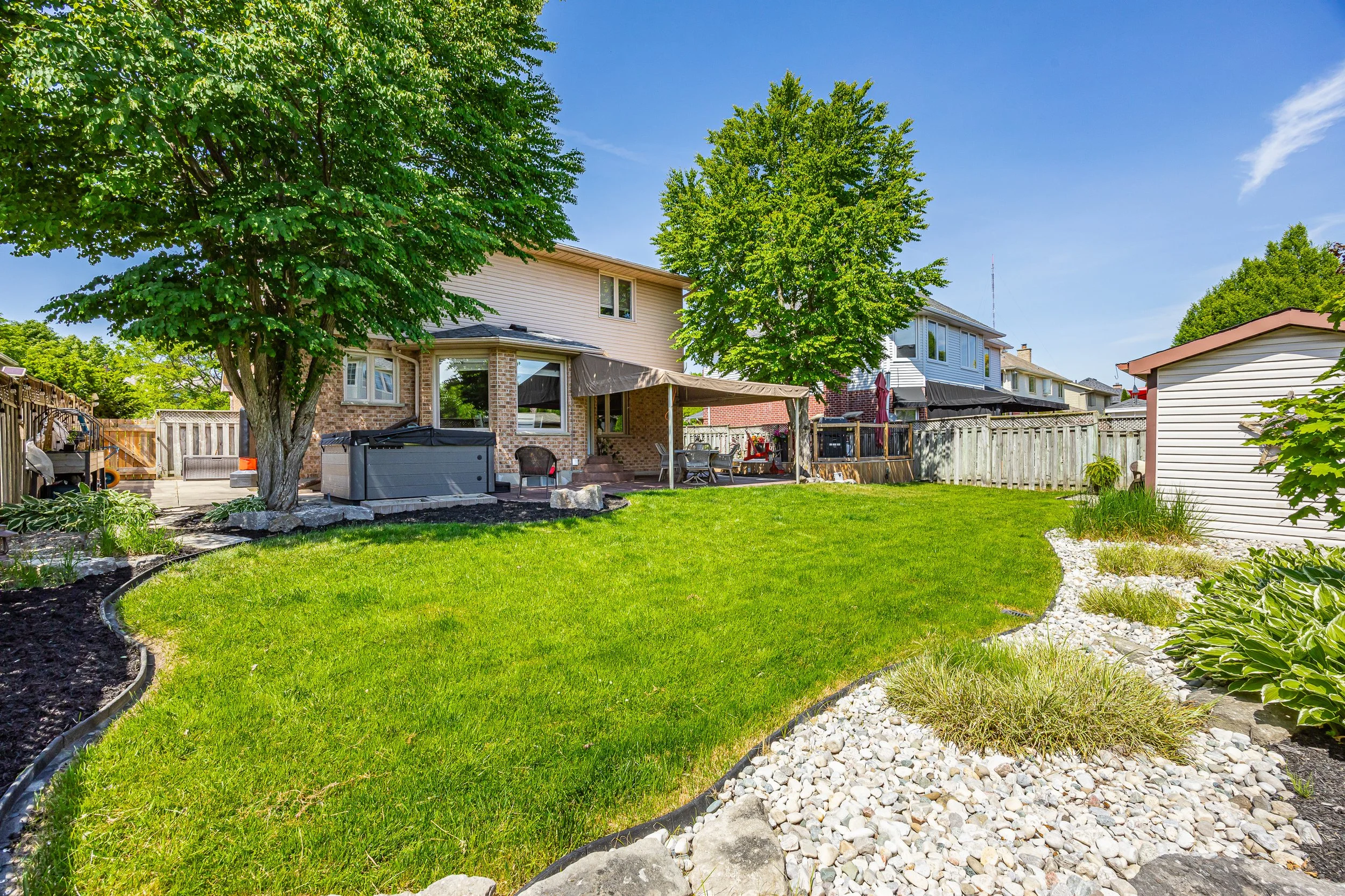 245 Ensign Cres -48.jpg