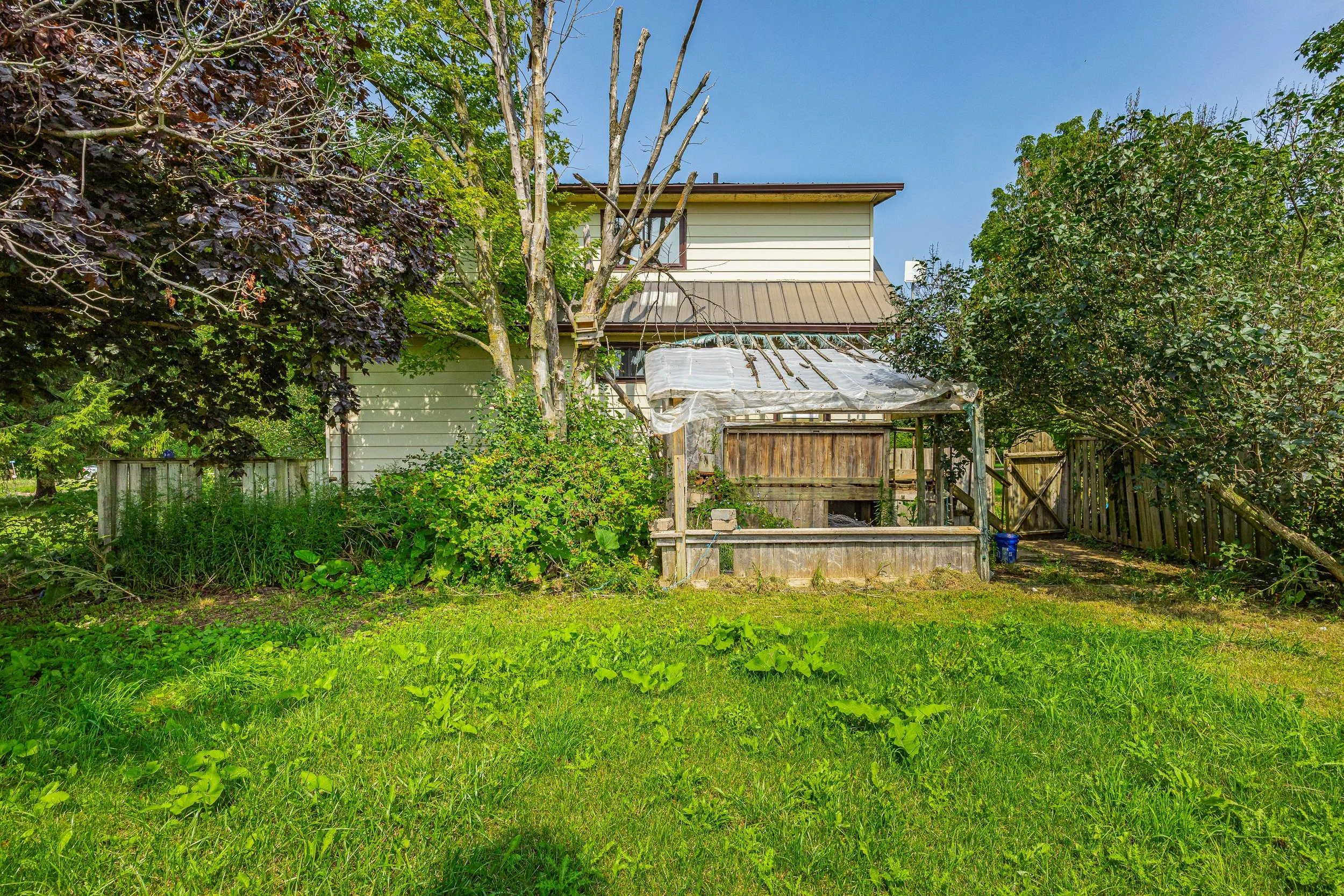 10207 Ivan Dr -27.jpg