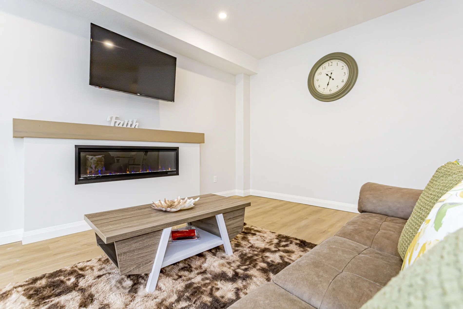 25-93 Stonefield Ln_24.JPG