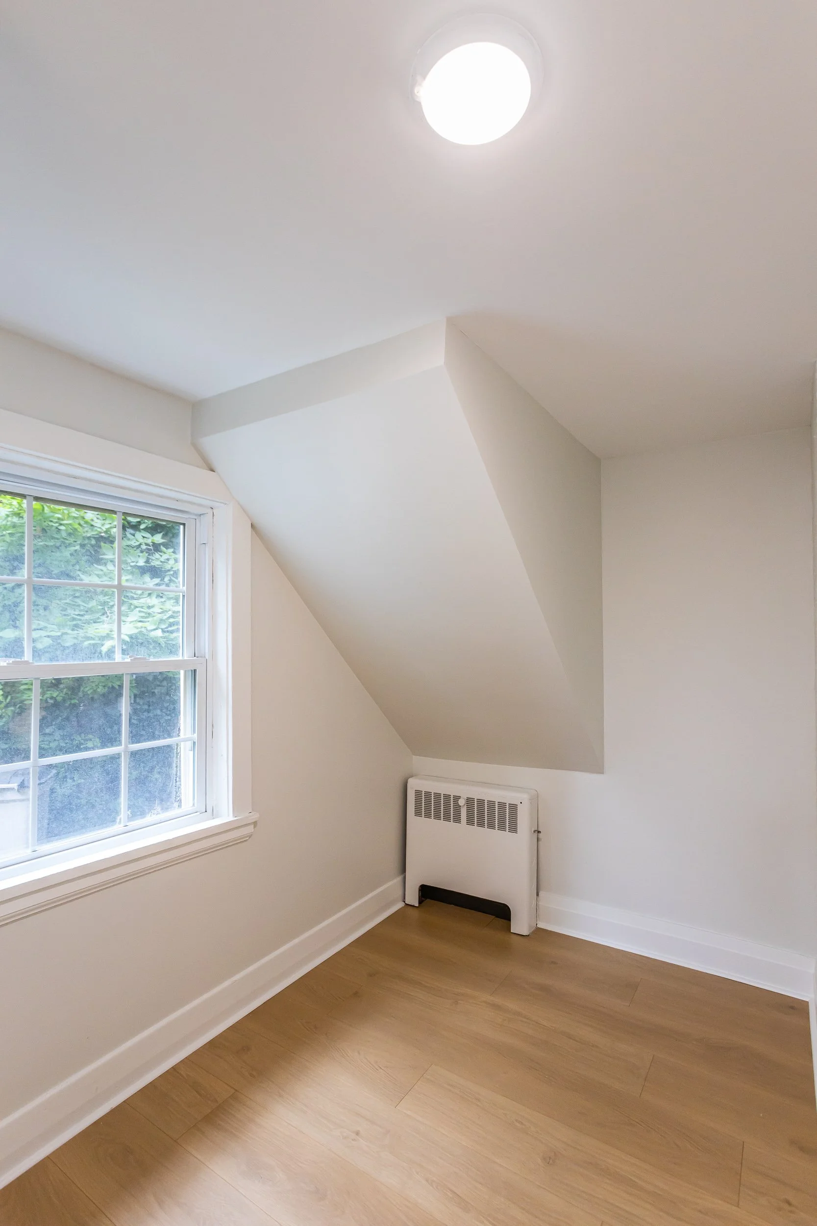 706 Waterloo St-13.jpg