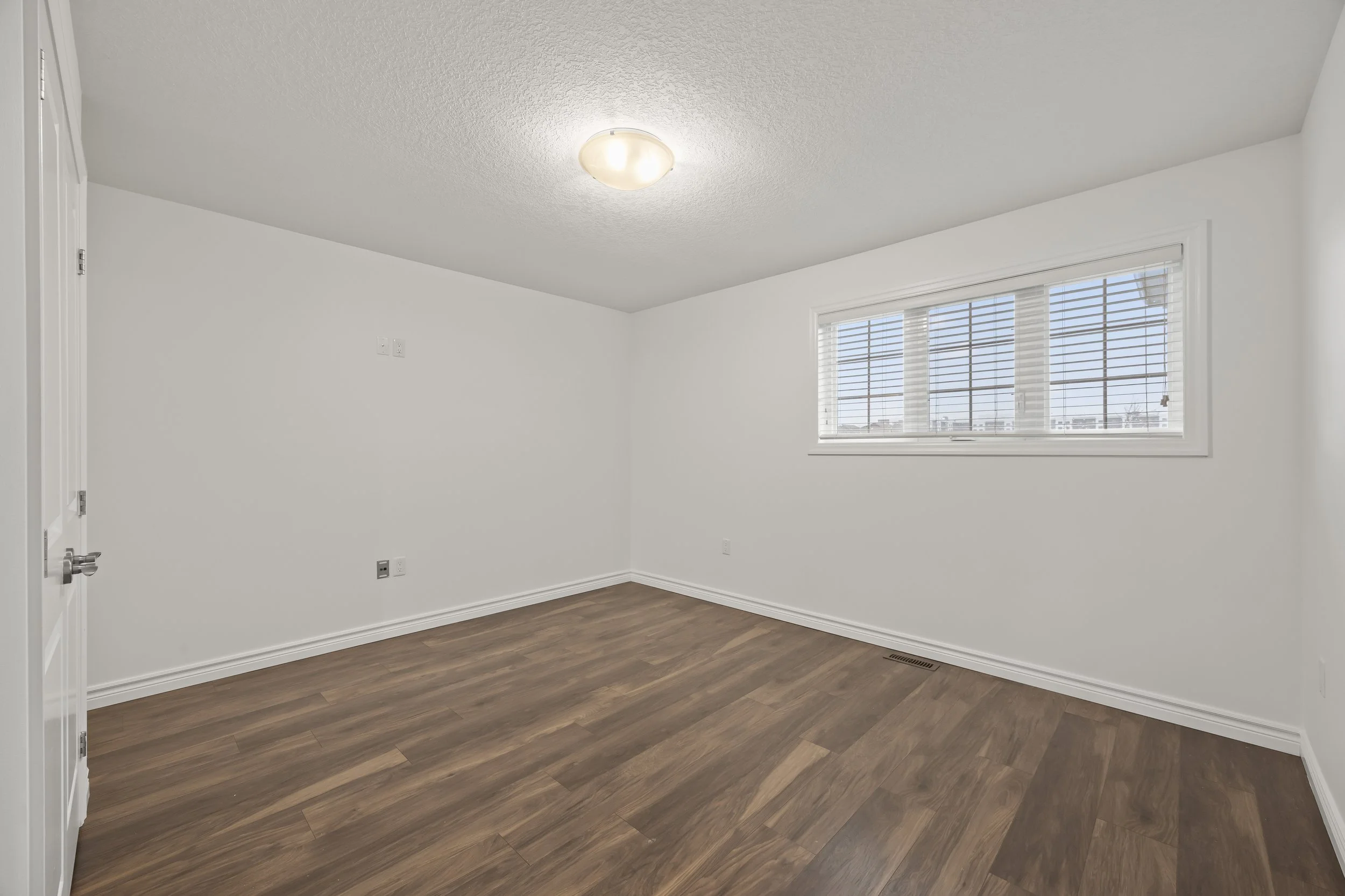 3079 Pomeroy Ln -24.JPG