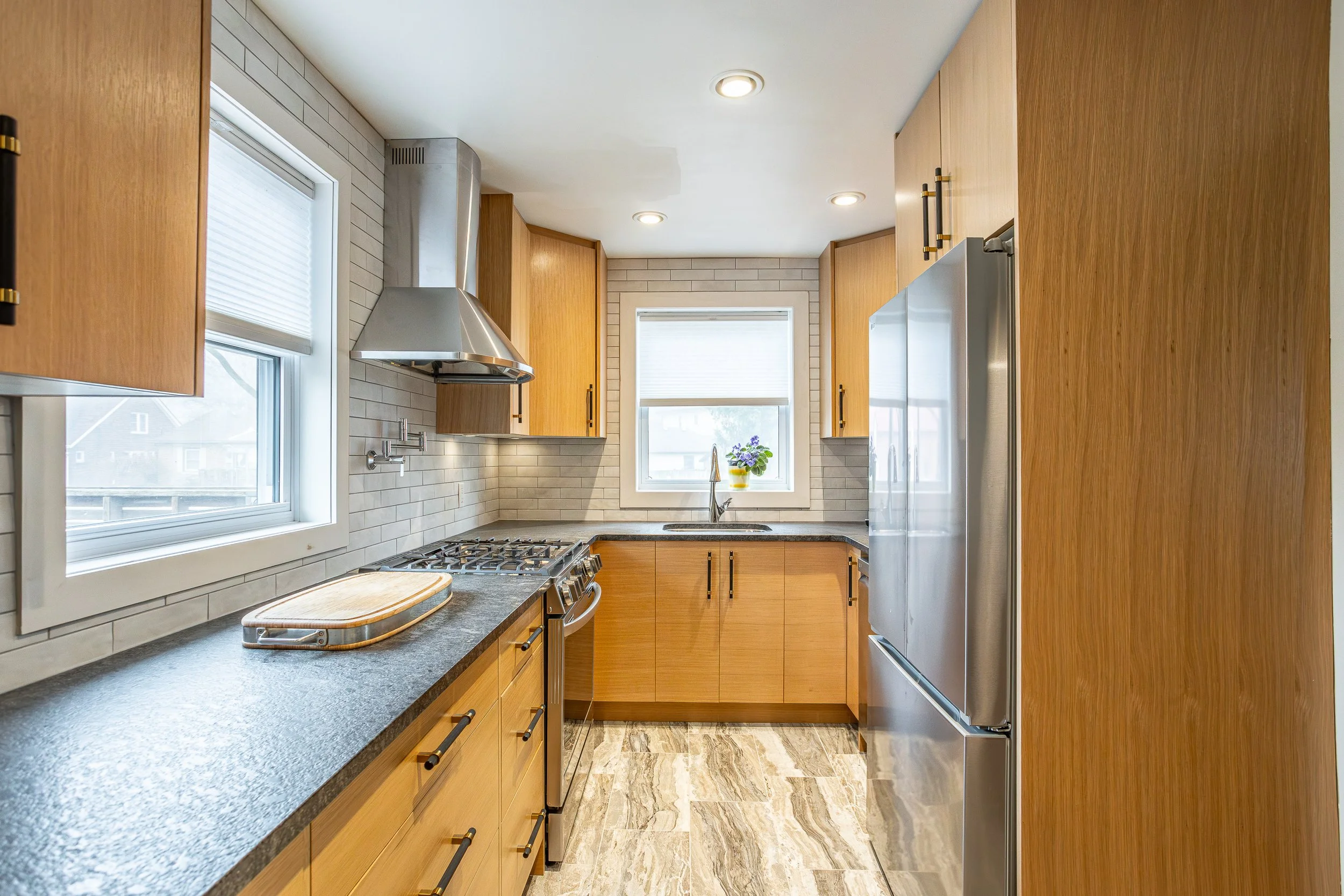 7017 Beattie St-1.jpg