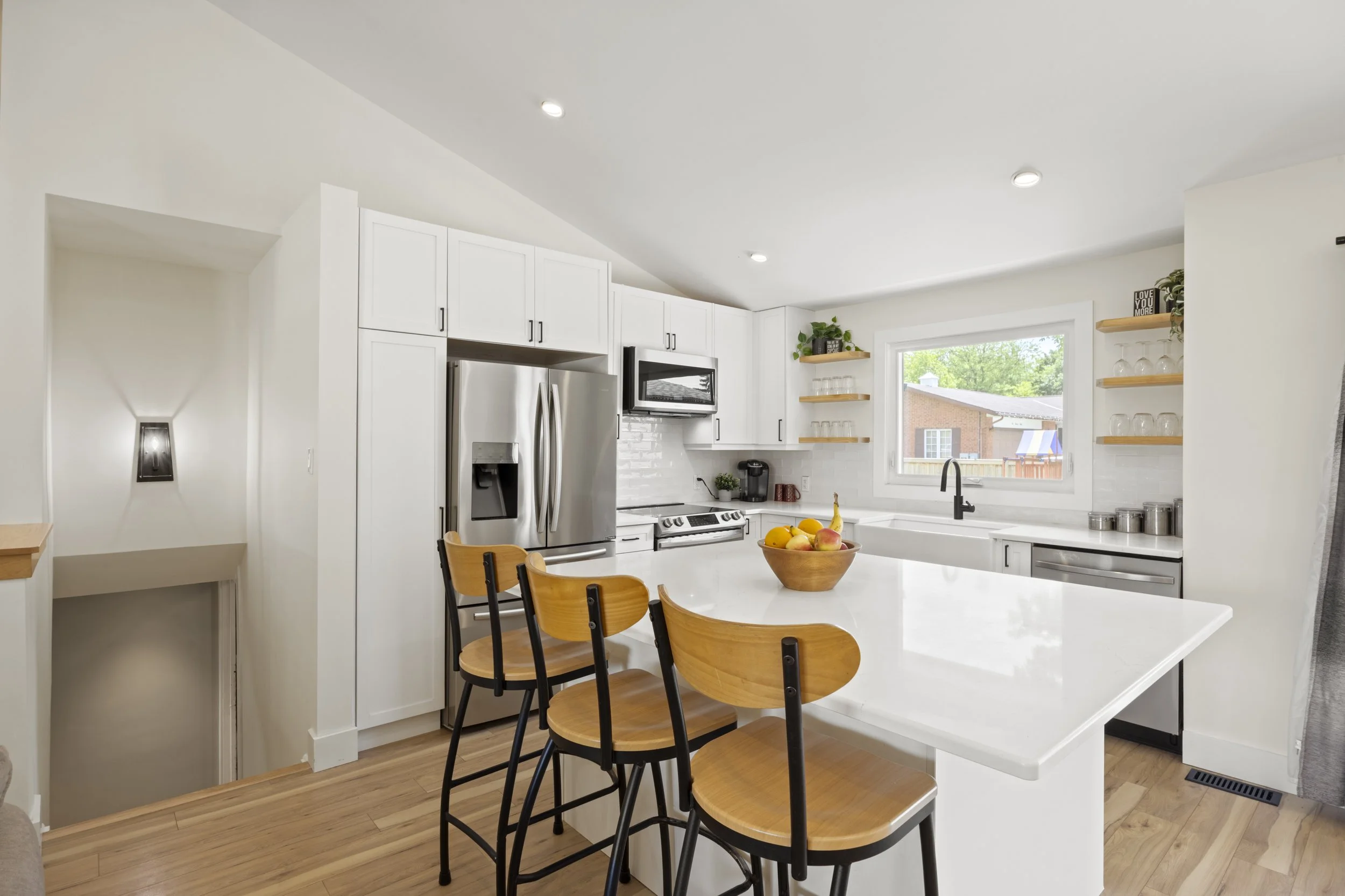 167 Mcleod St -15.JPG
