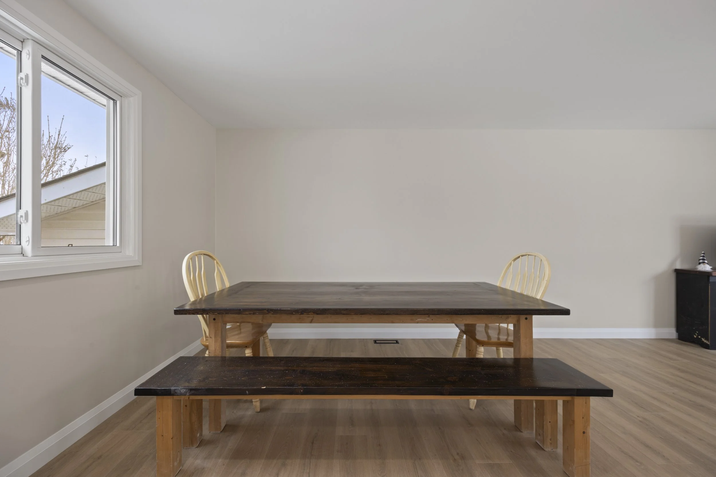 18 Hawthorn Cres -15.JPG