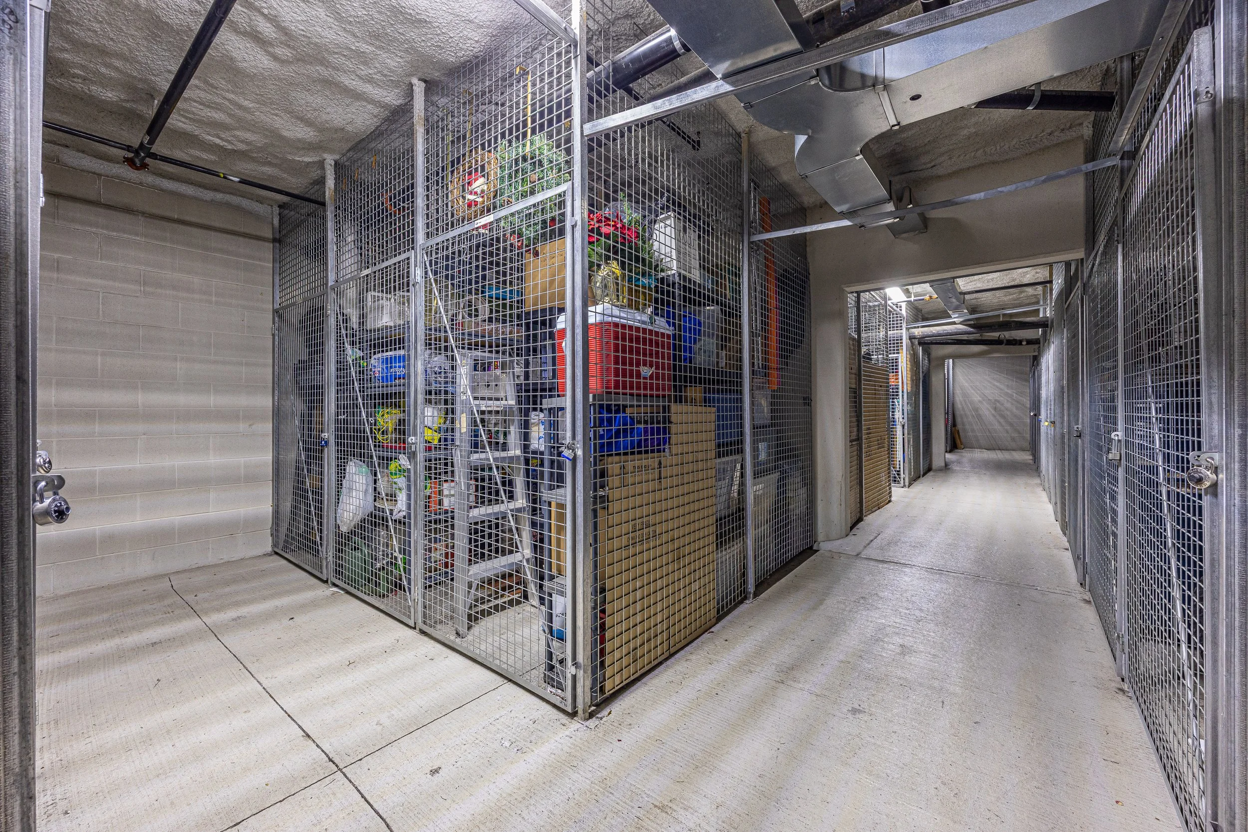 1104-353 Commissioners Rd W -48.jpg