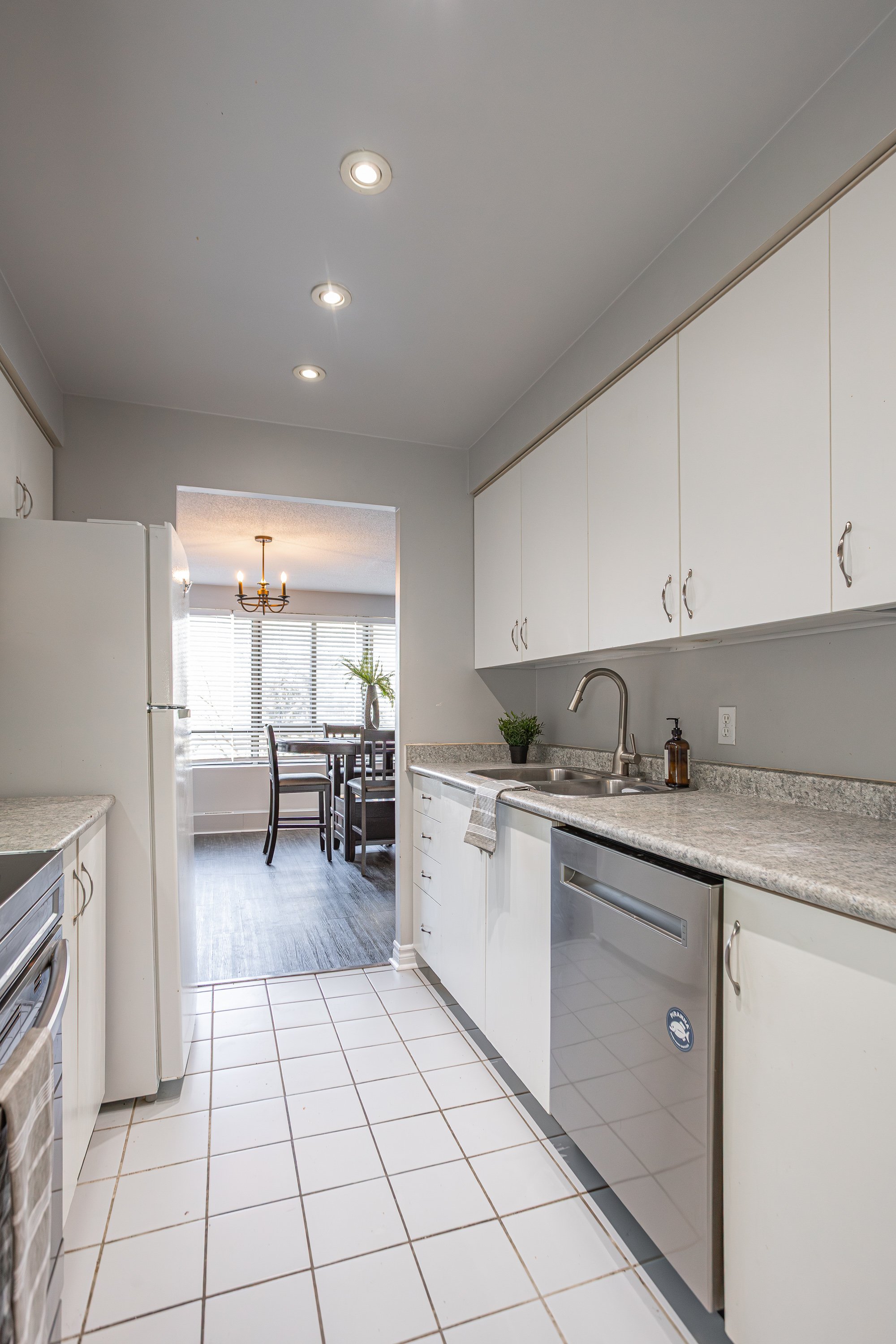606-57- Proudfoot Lane-9.jpg