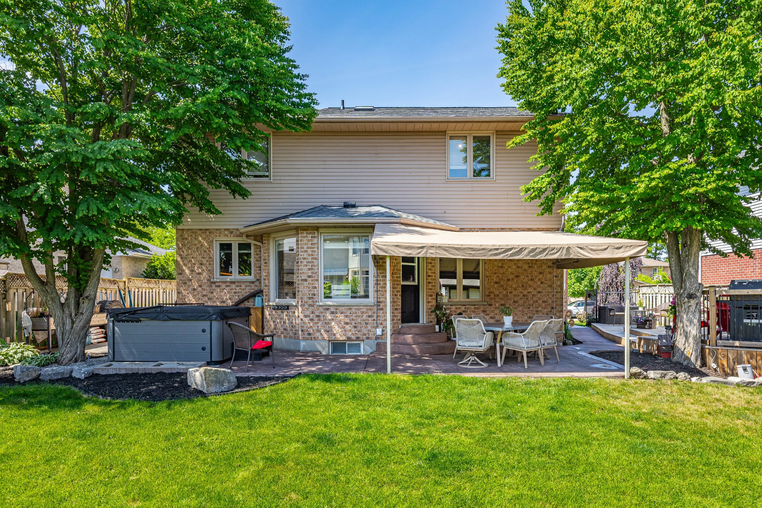 245 Ensign Cres -49.jpg