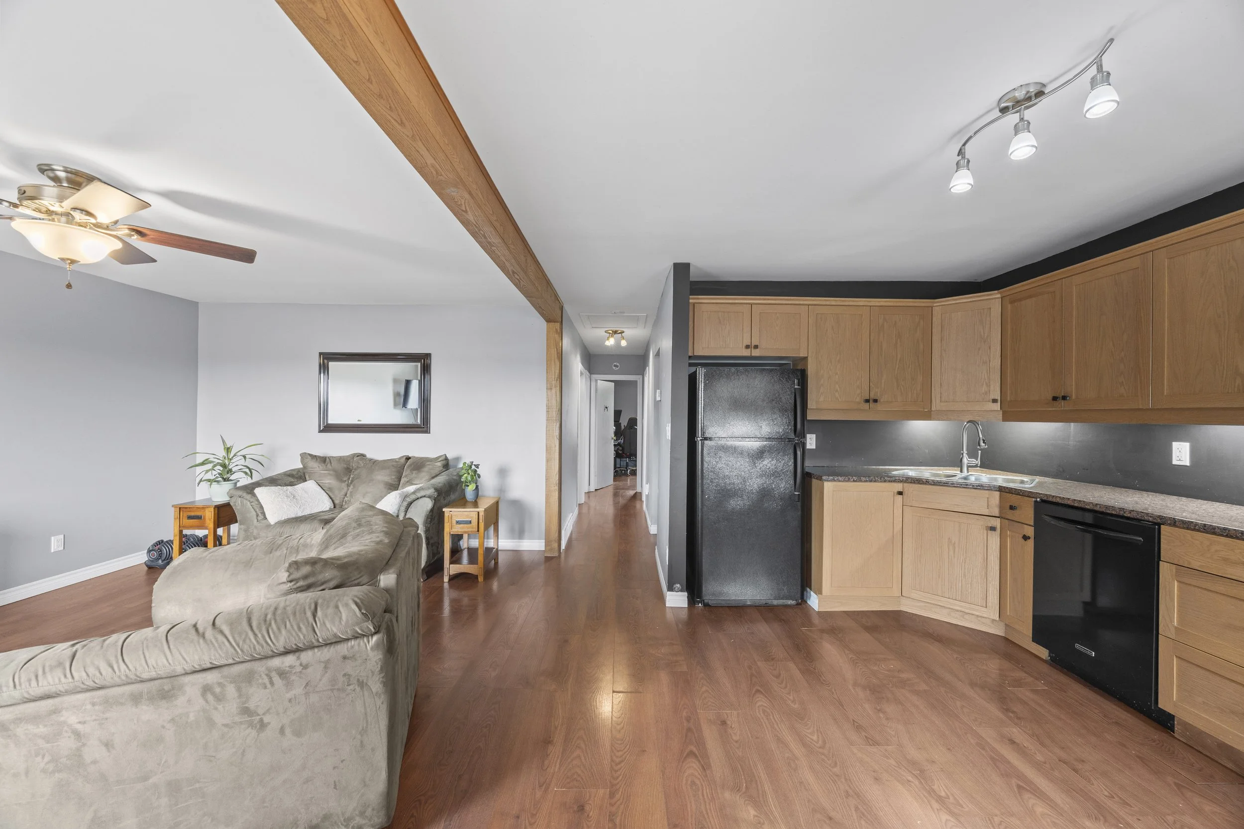 258 Upper Queen St -08.JPG