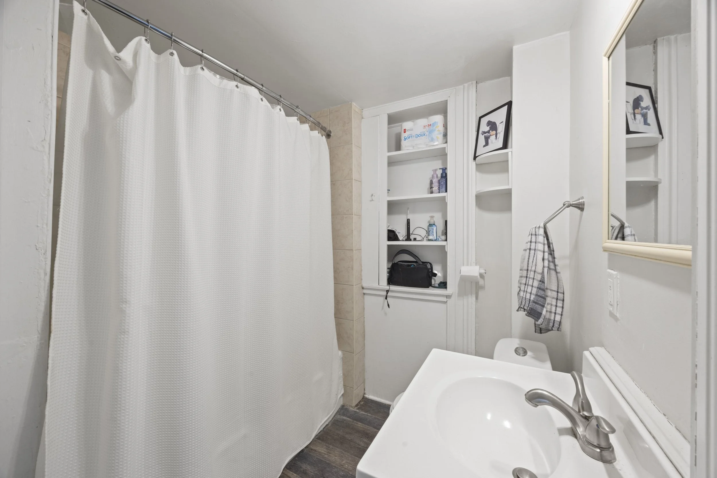 434 Dufferin Ave -31.JPG