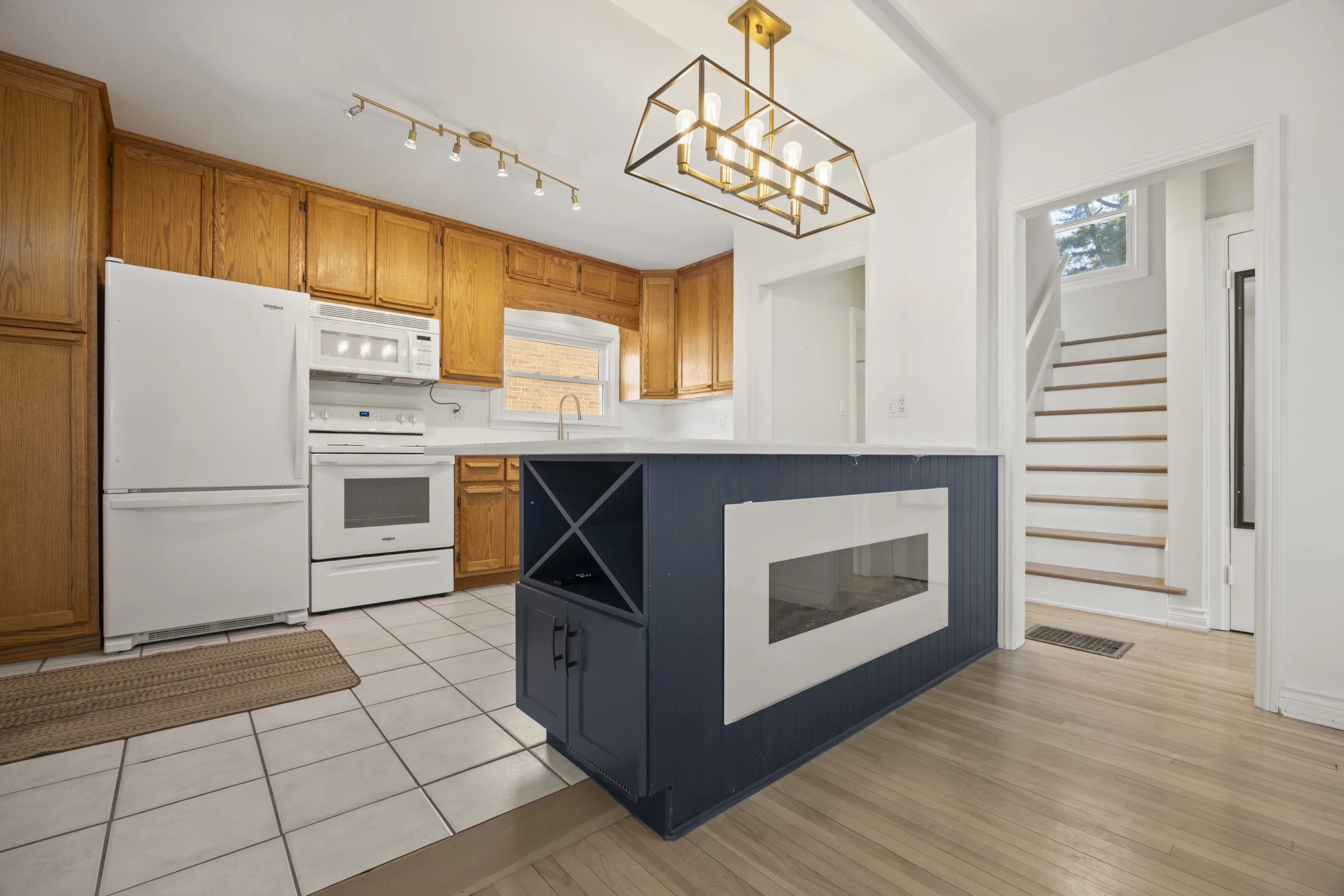 166 Ashland Ave -23.JPG