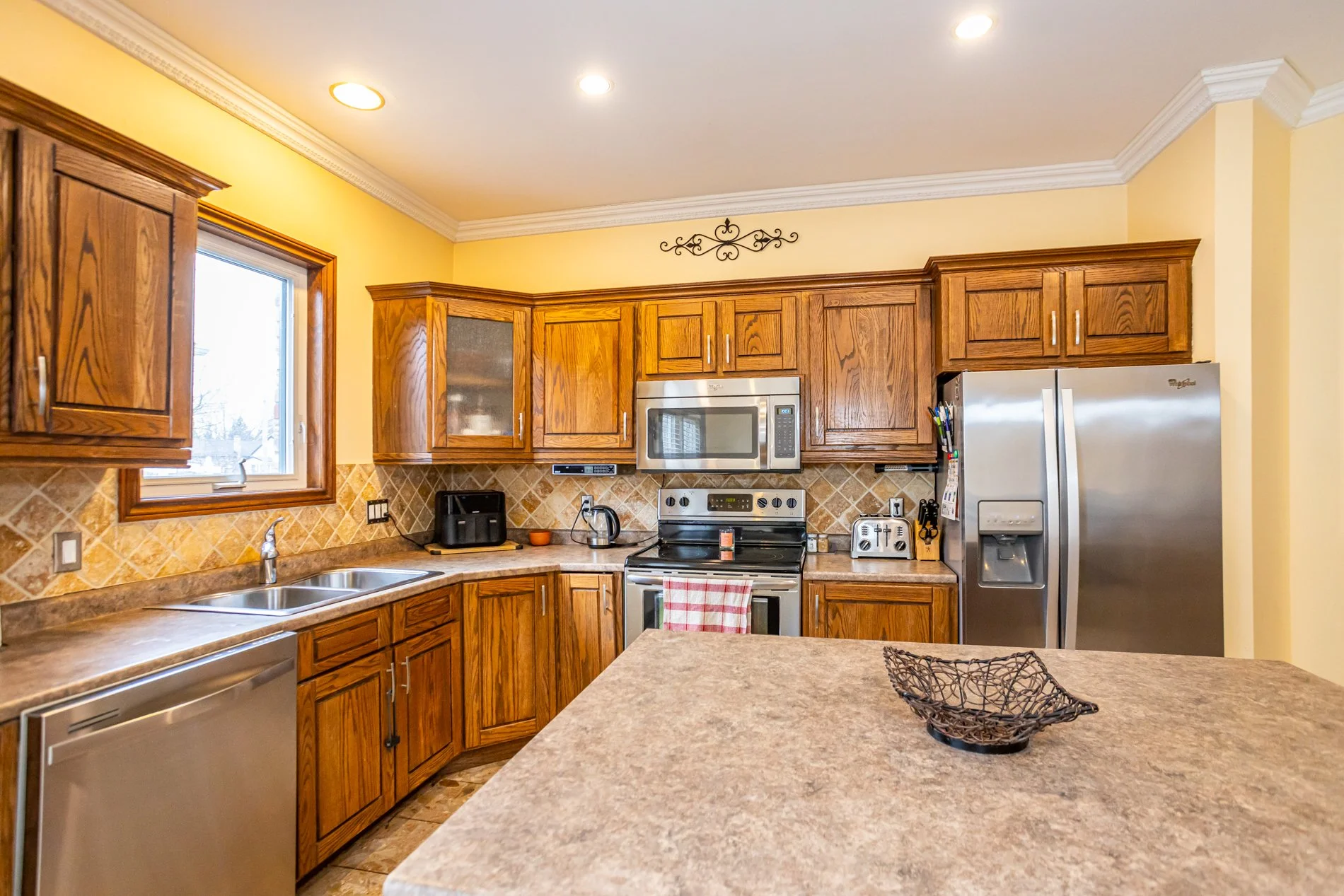 218 Highbury Ave-13.jpg