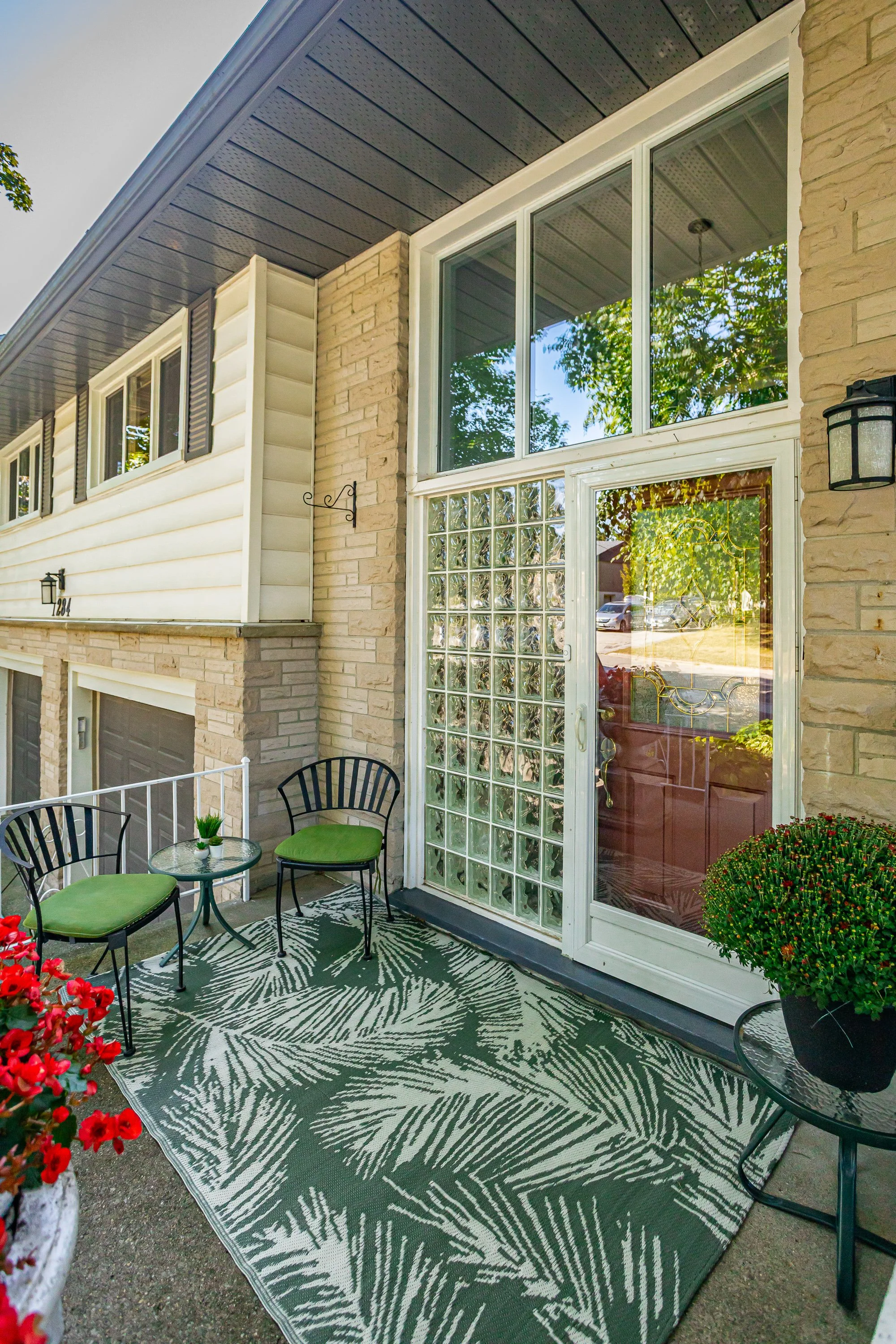 1284 Wayne Rd -06.jpg