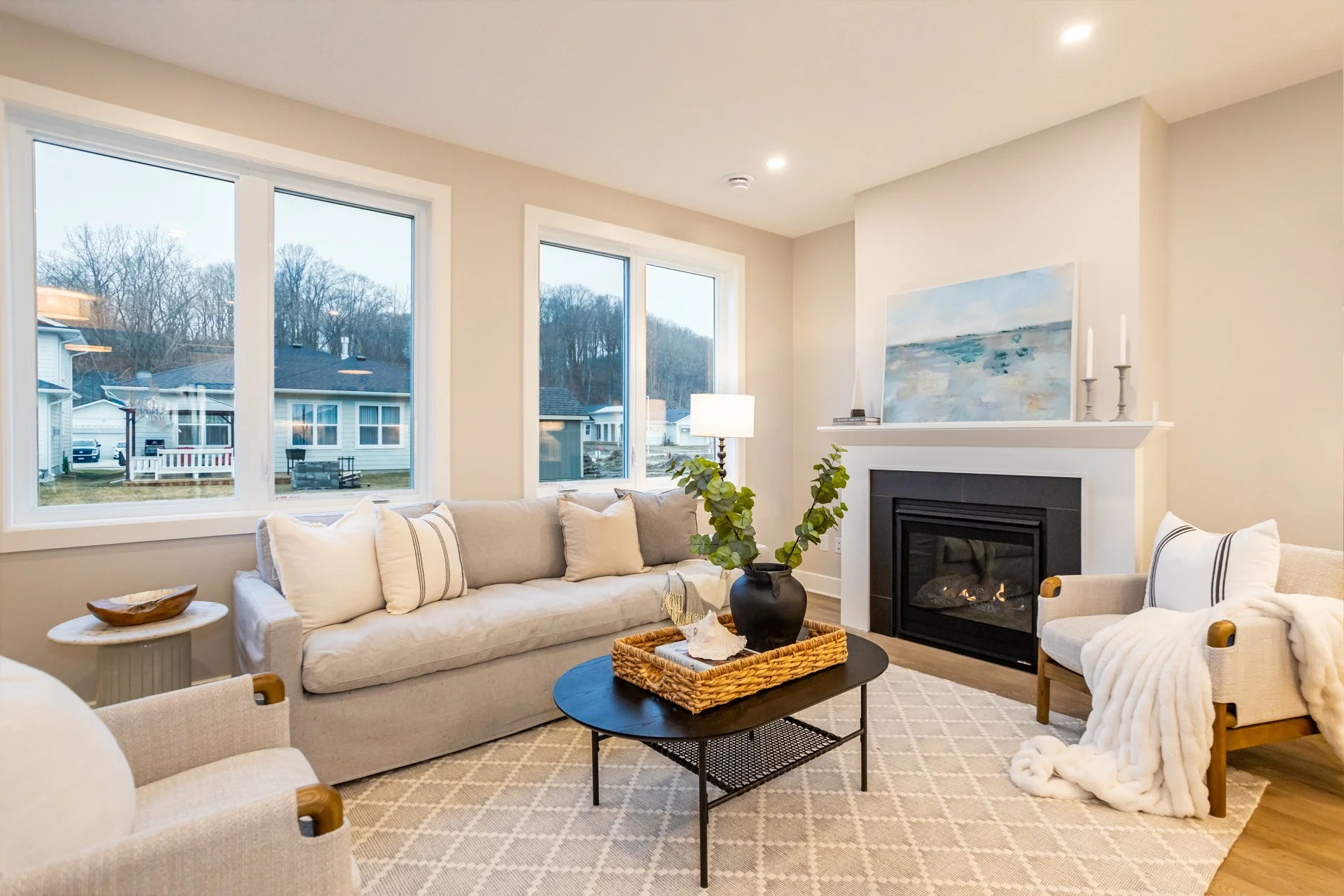 413 Breakwater Blvd-13.jpg