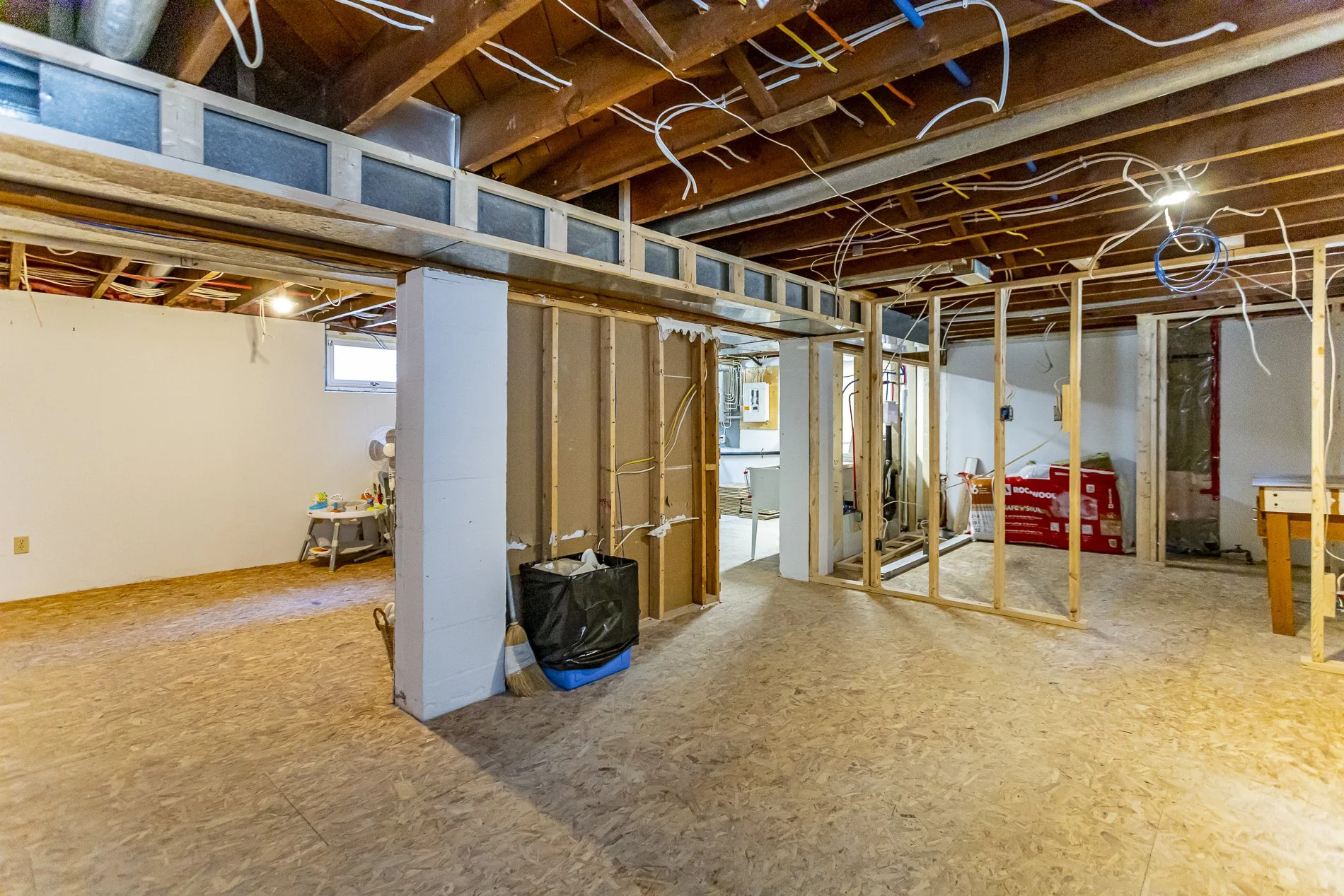 668 Emery St_30.jpg