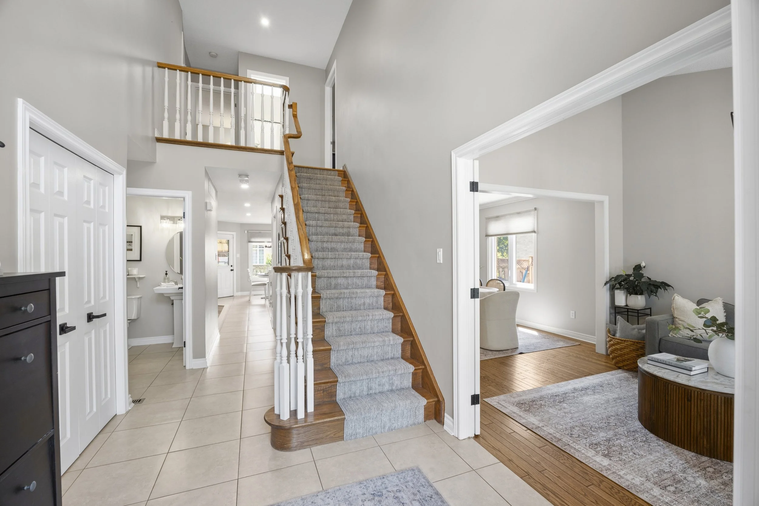 245 Ensign Cres -08.JPG