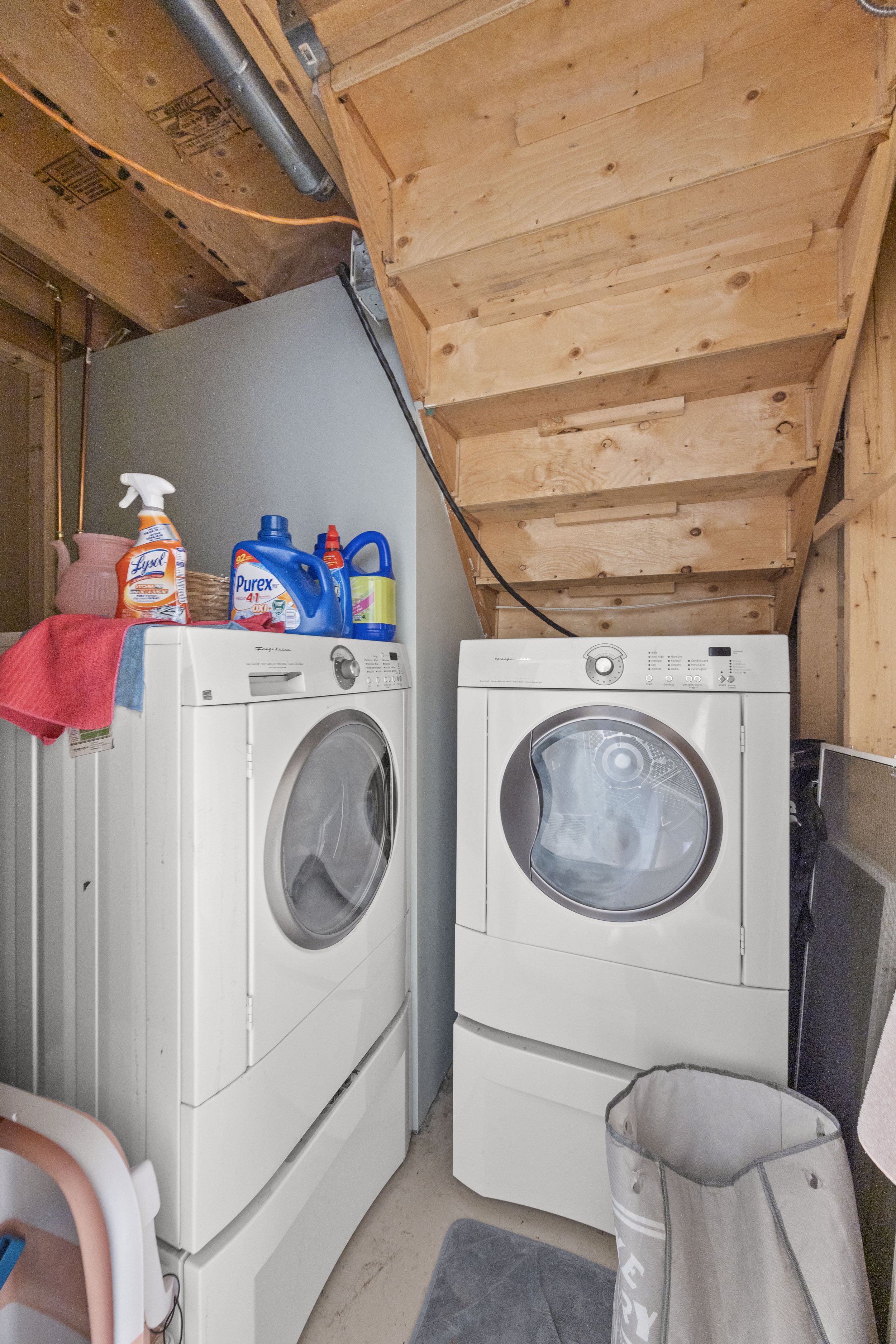2 Fenwick Crt -36.JPG