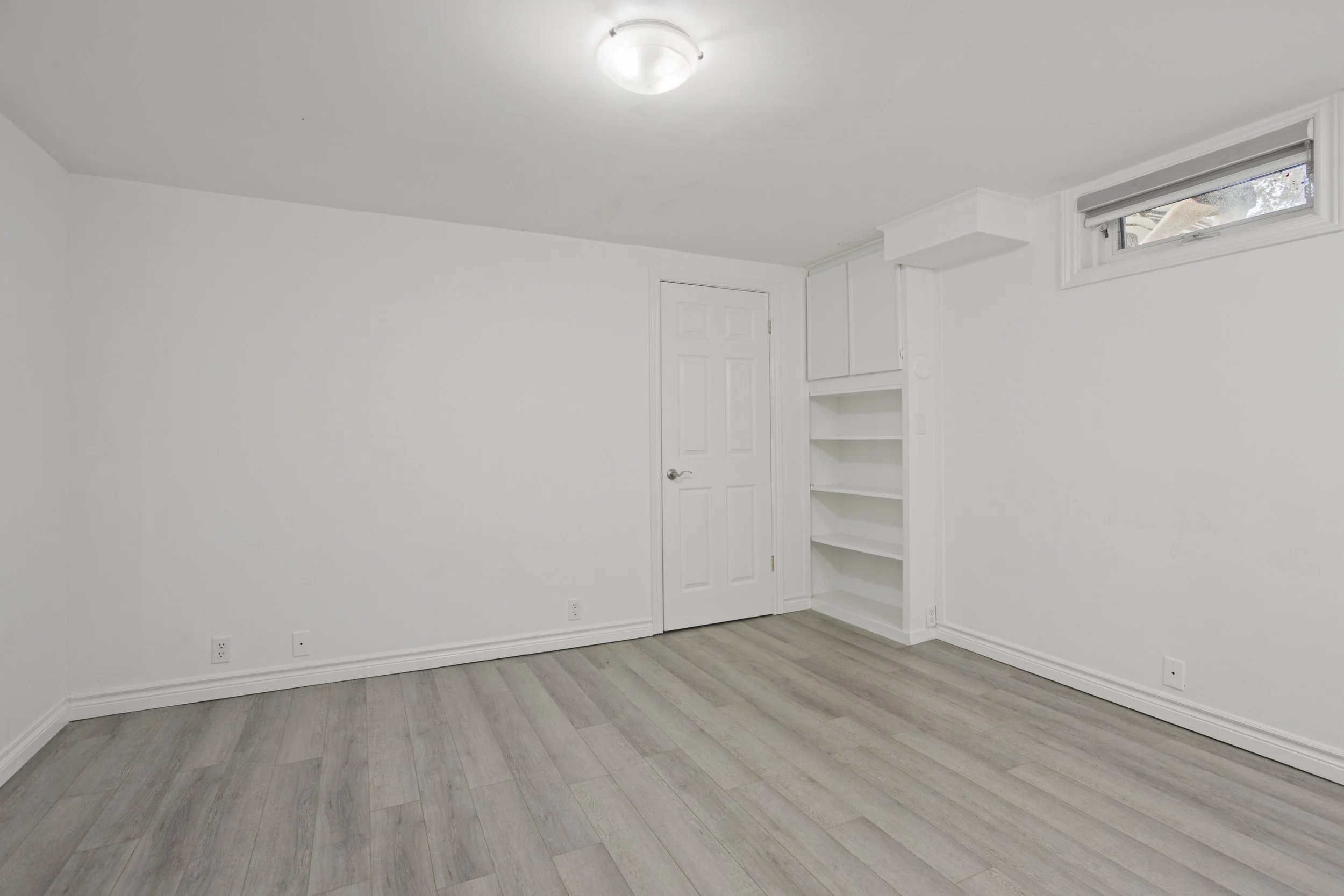 776 Oxford St  -07.JPG