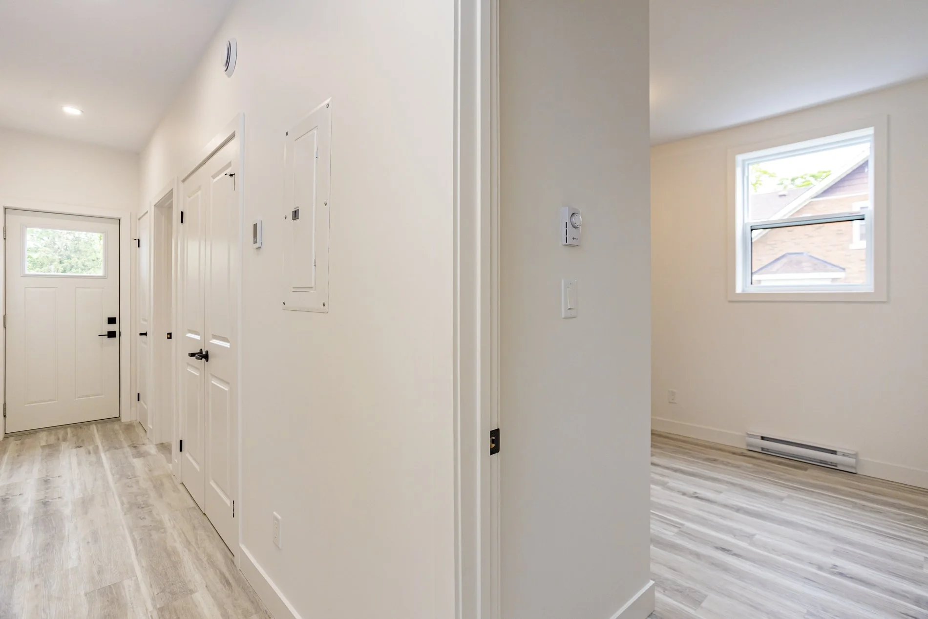 285 William St - Unit 3_06.JPG