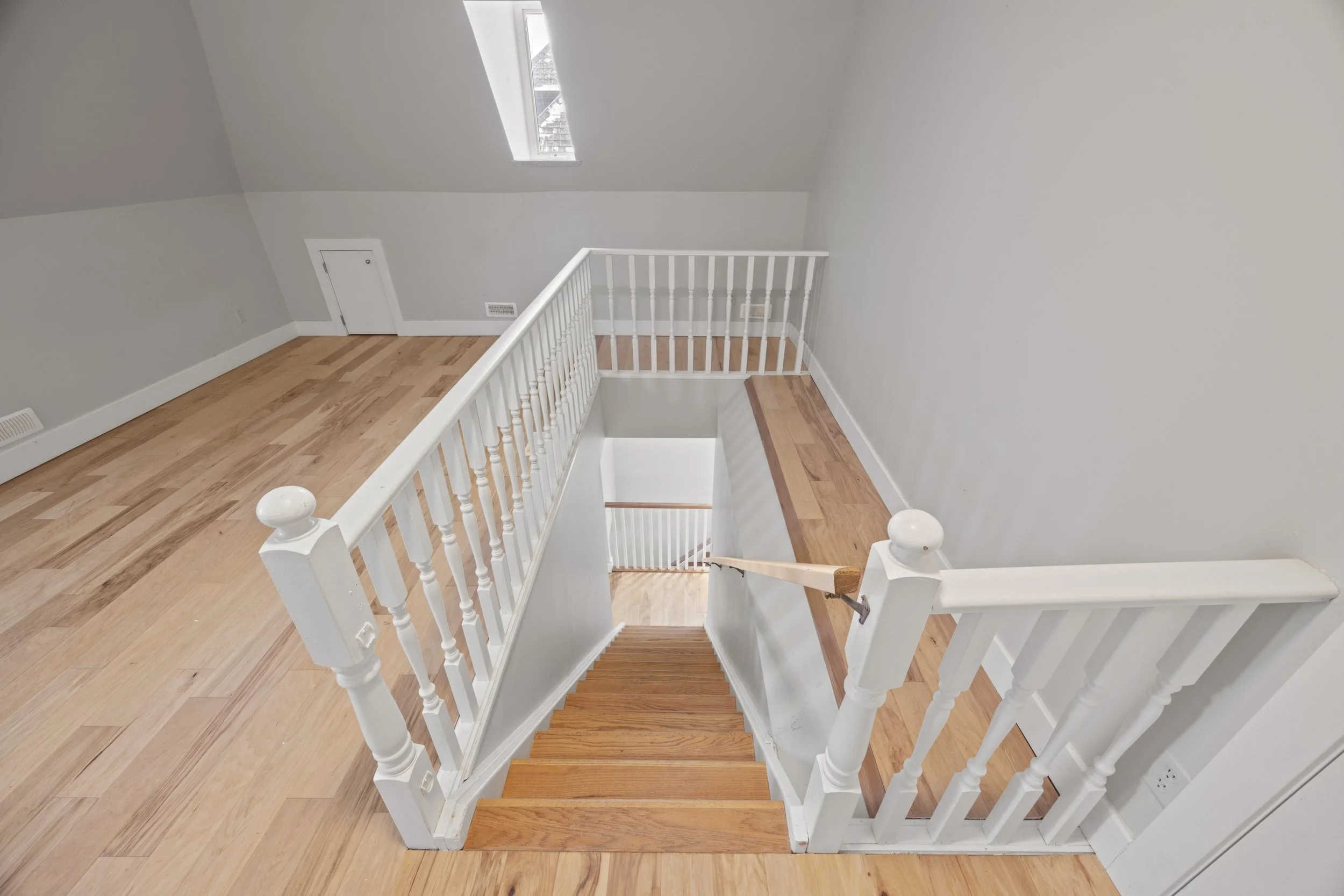 517 Princess Ave -26.JPG