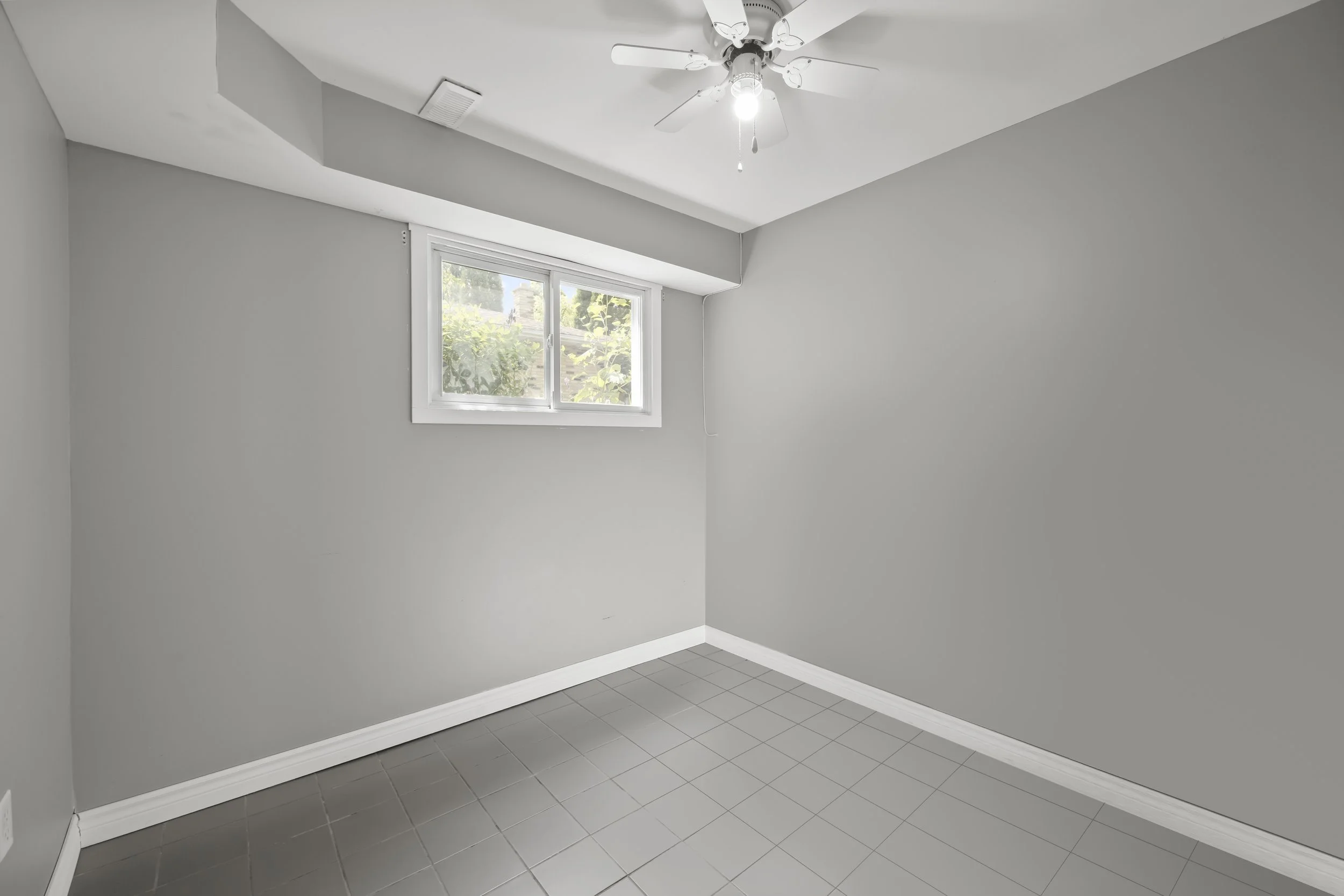 6 Heath Pl -31.JPG