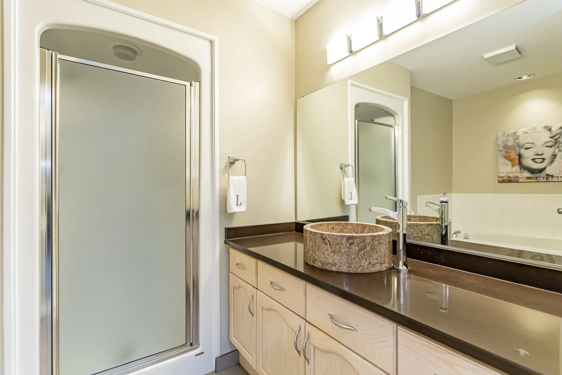 4-499 Teeple Terrace_25.jpg