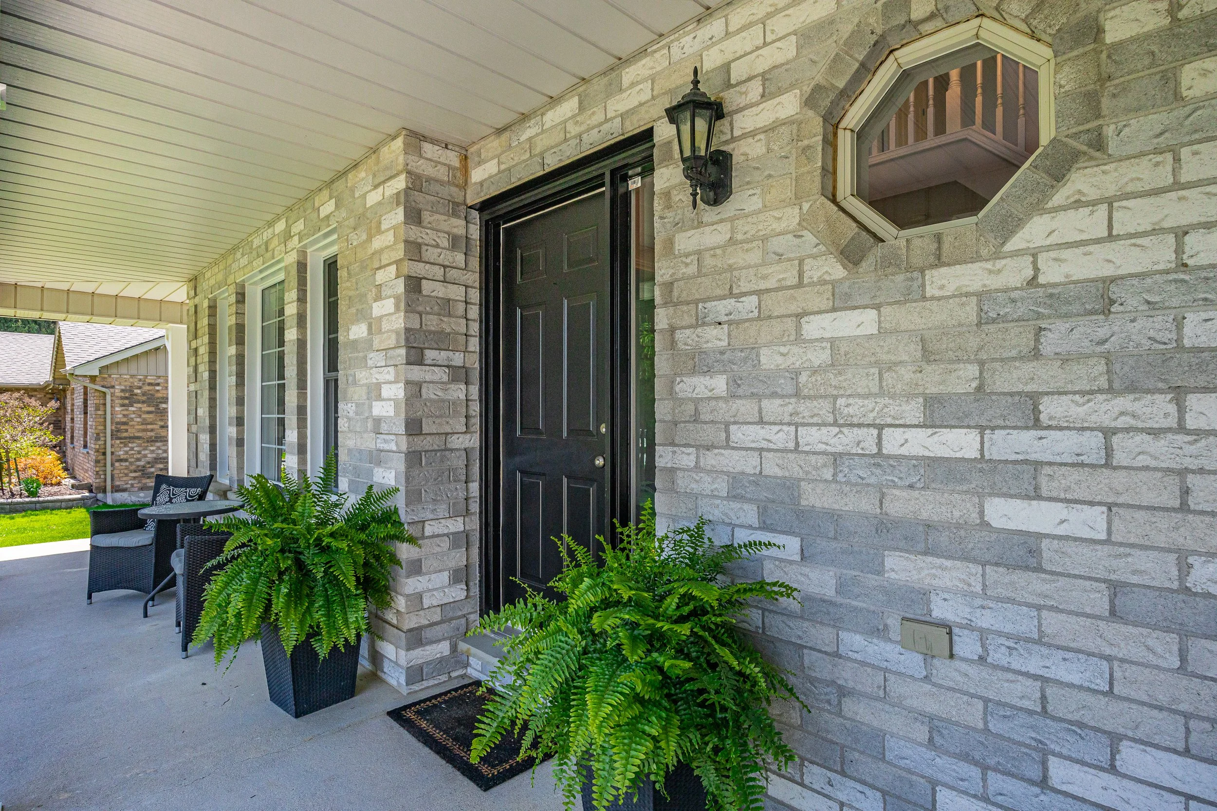 114 Brookfield St -06.jpg