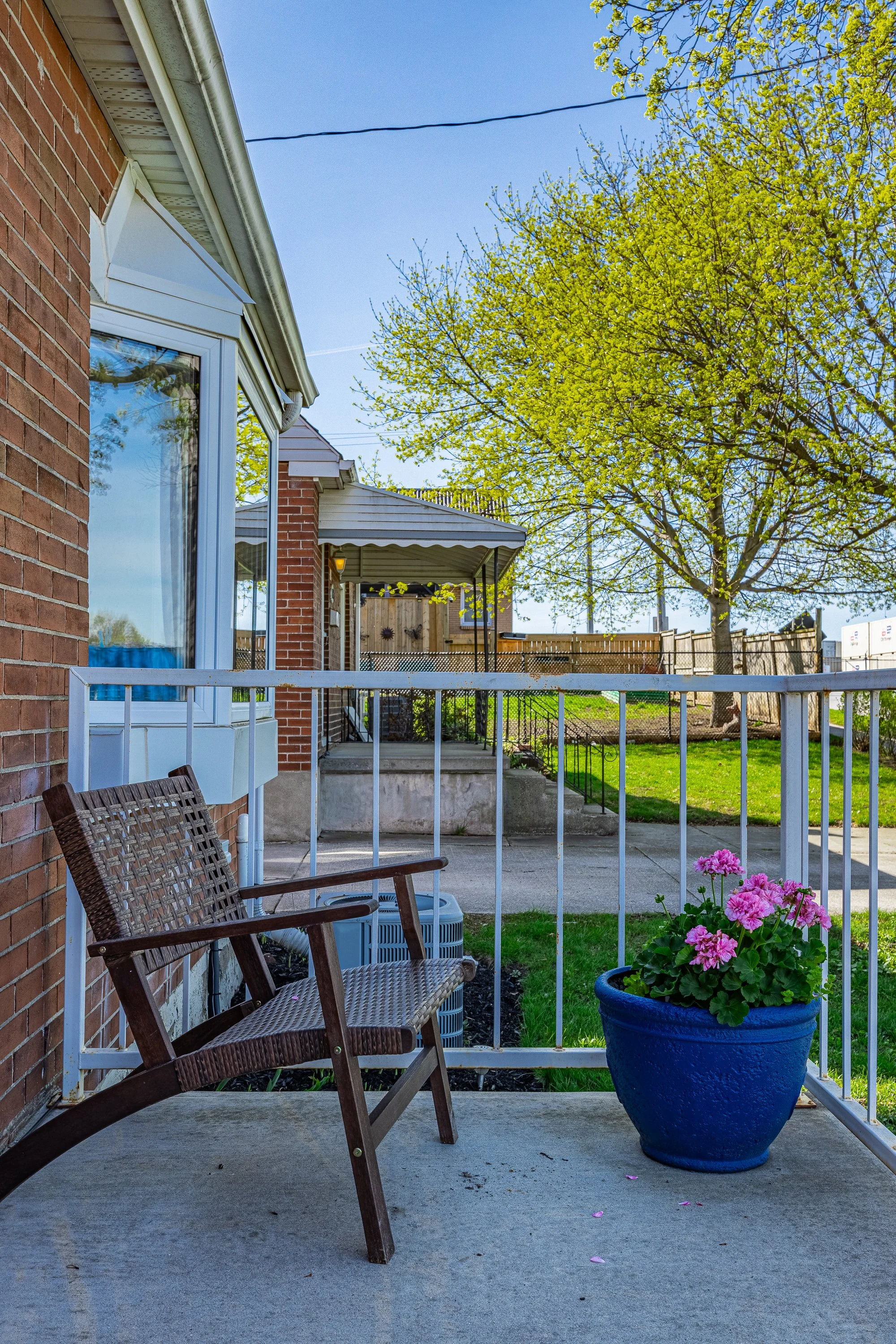 166 Ashland Ave -09.jpg