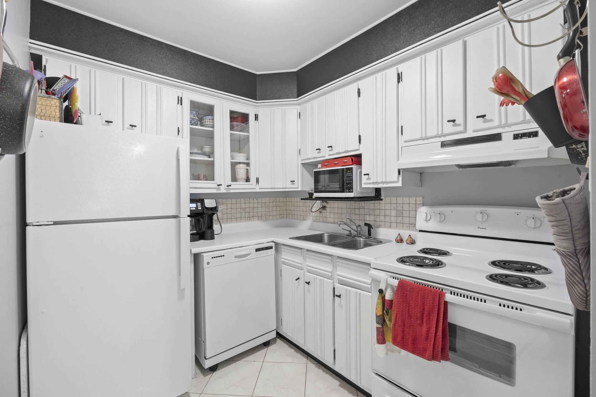 453 Wilkins St -07.JPG