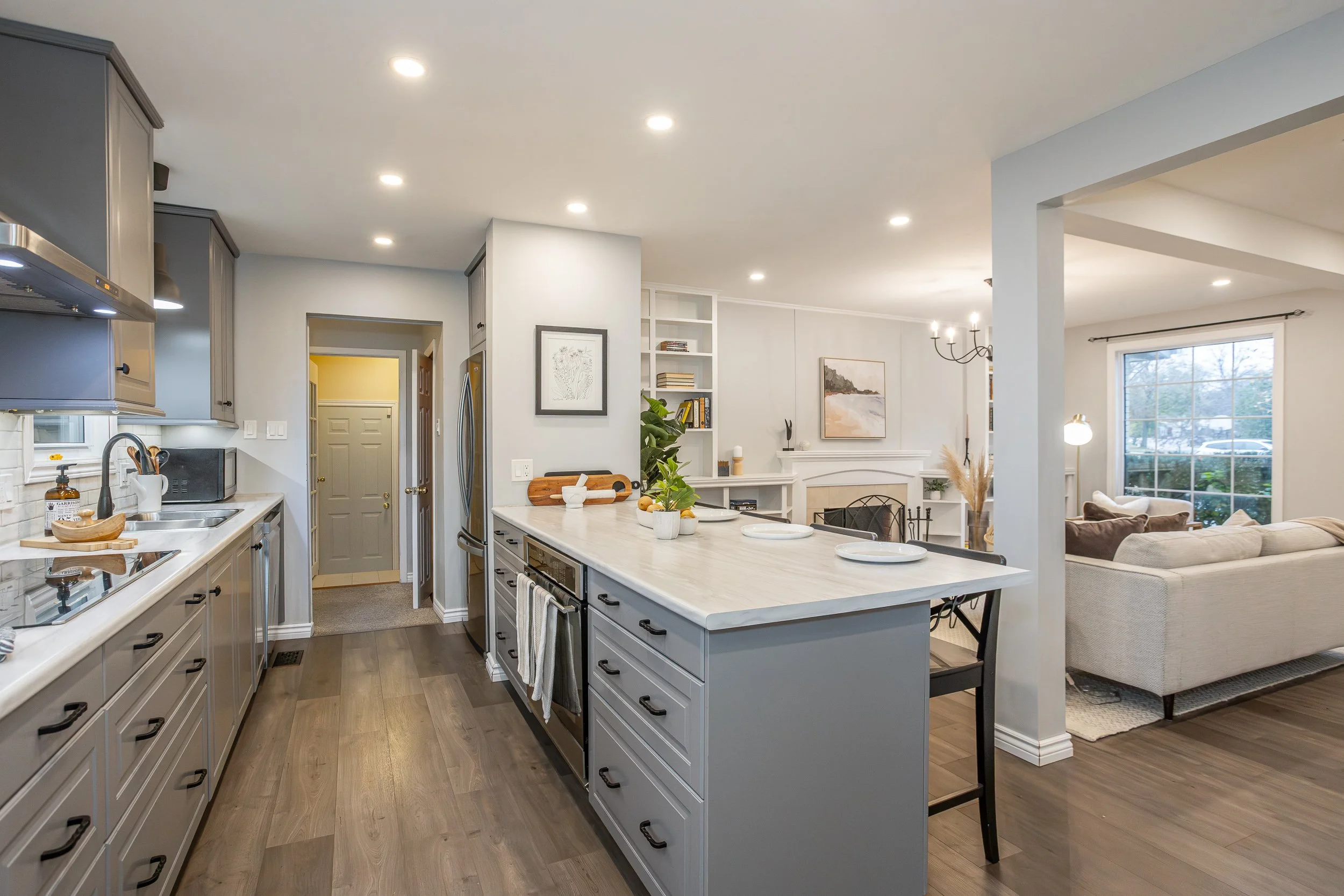 1208 Guildwood Blvd-12.jpg