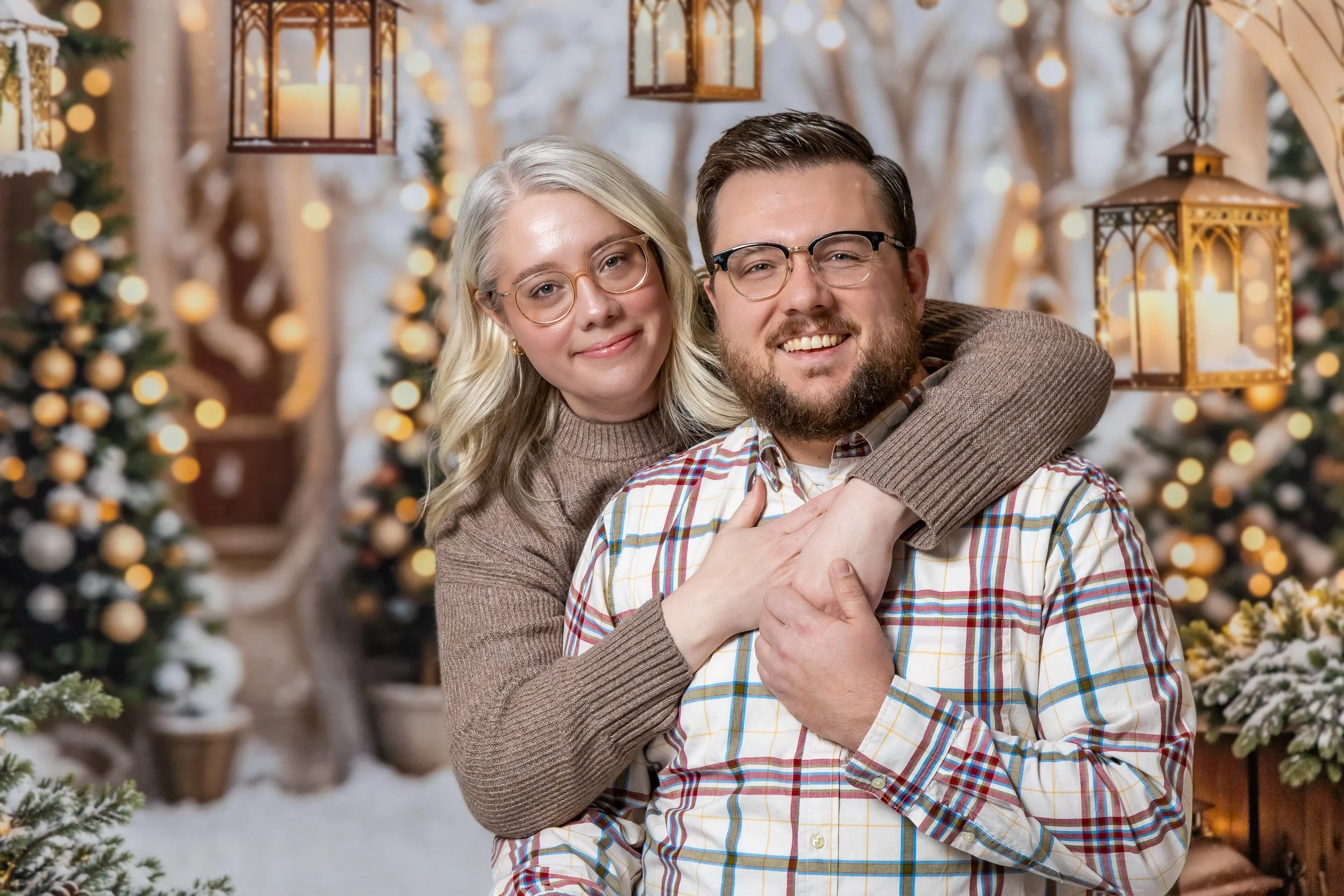 ChristmasMinis_NoraFamily_SOCIAL-26.jpg