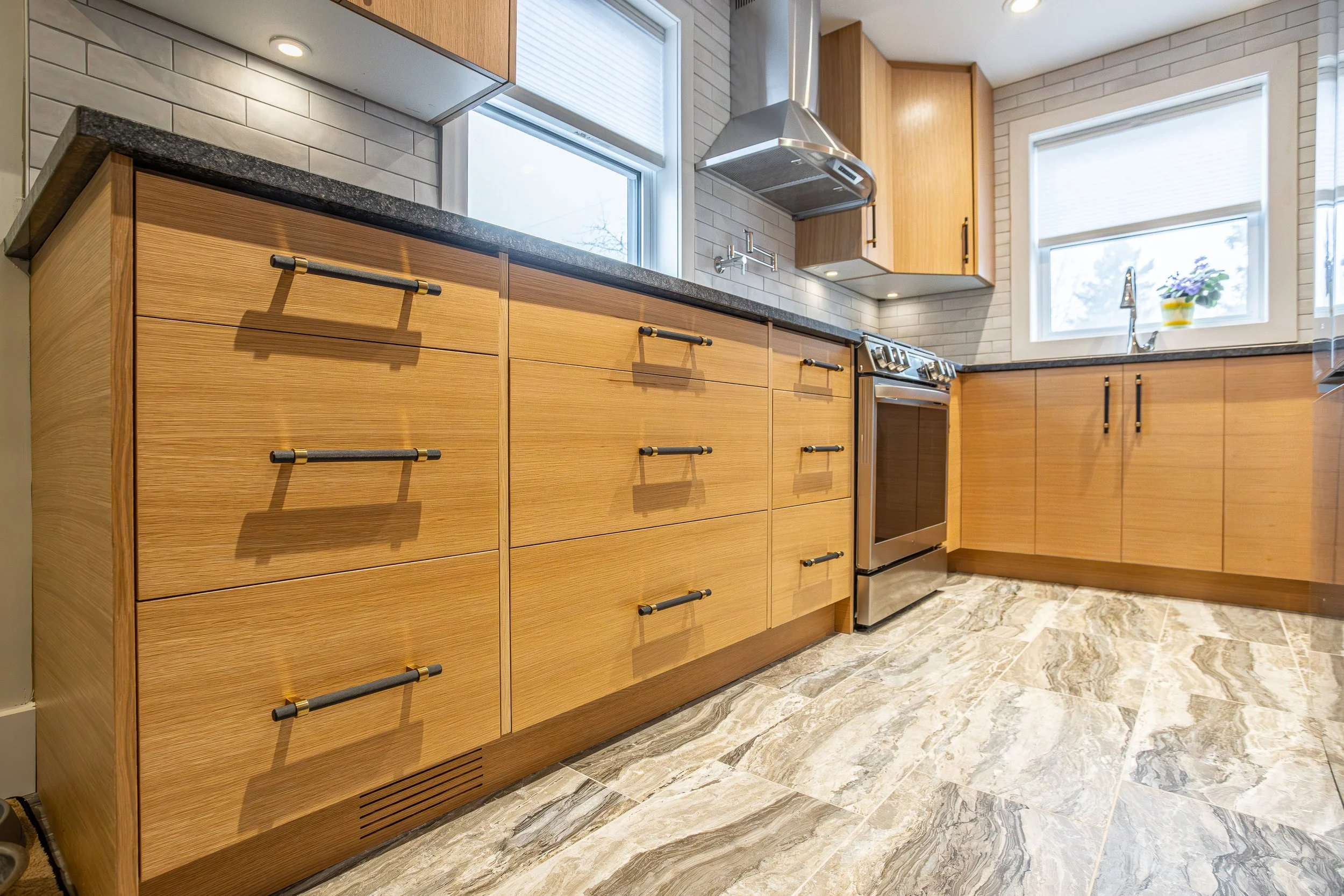 7017 Beattie St-12.jpg