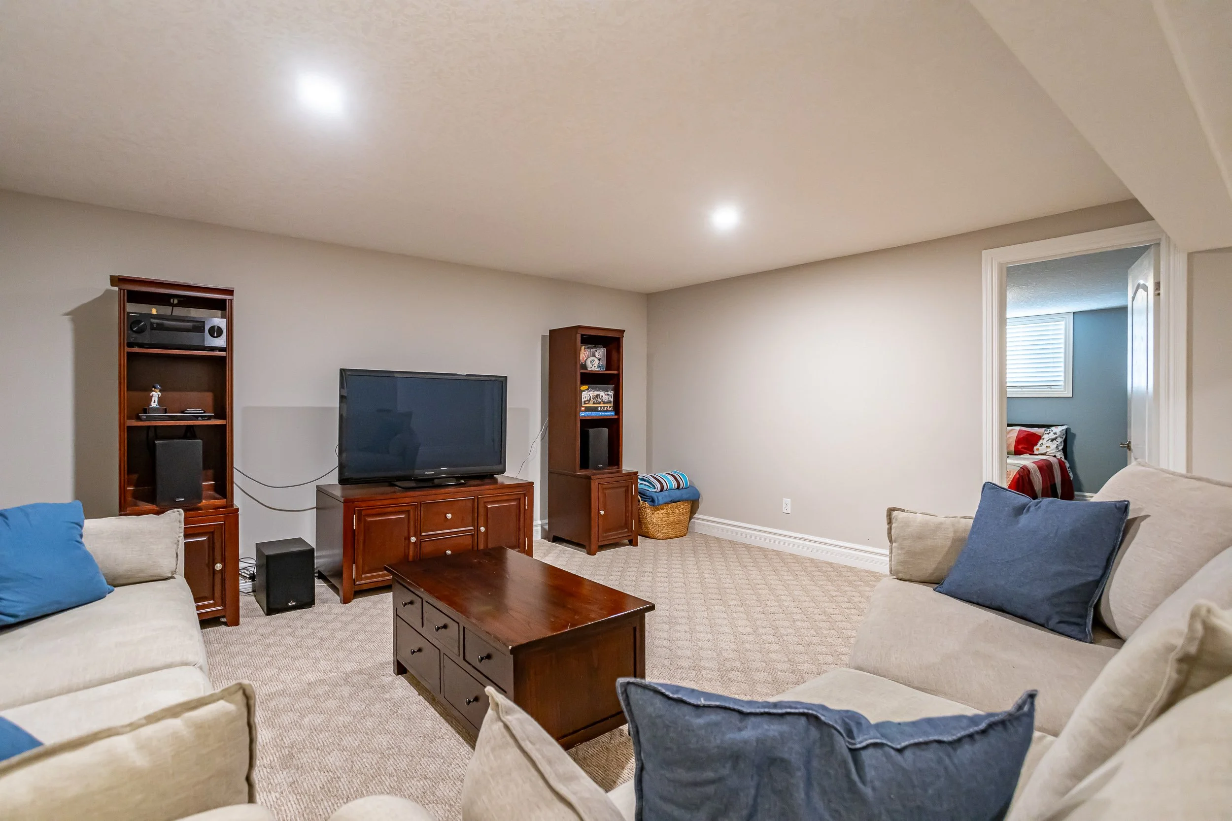 3399 Crane Ave-24.jpg