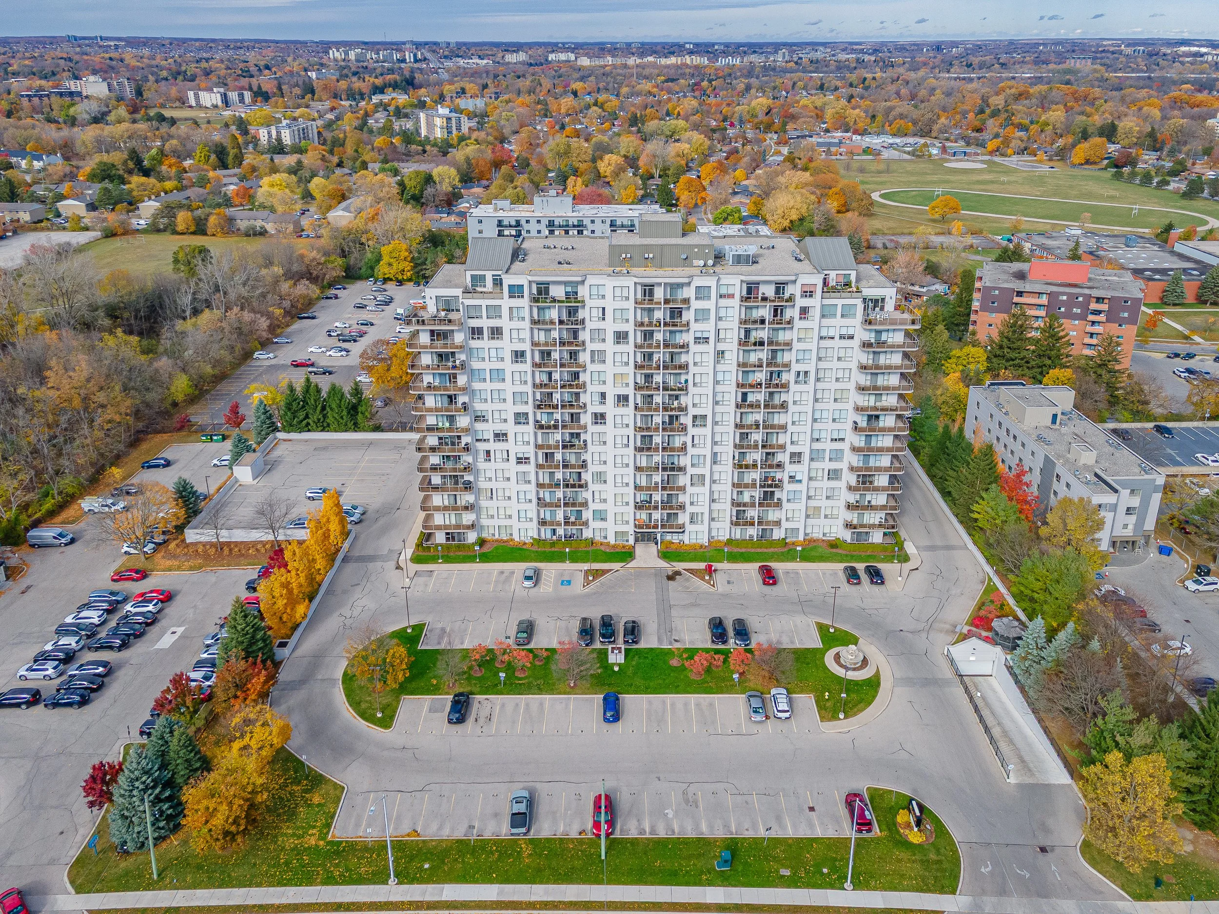 1104-353 Commissioners Rd W -50.jpg