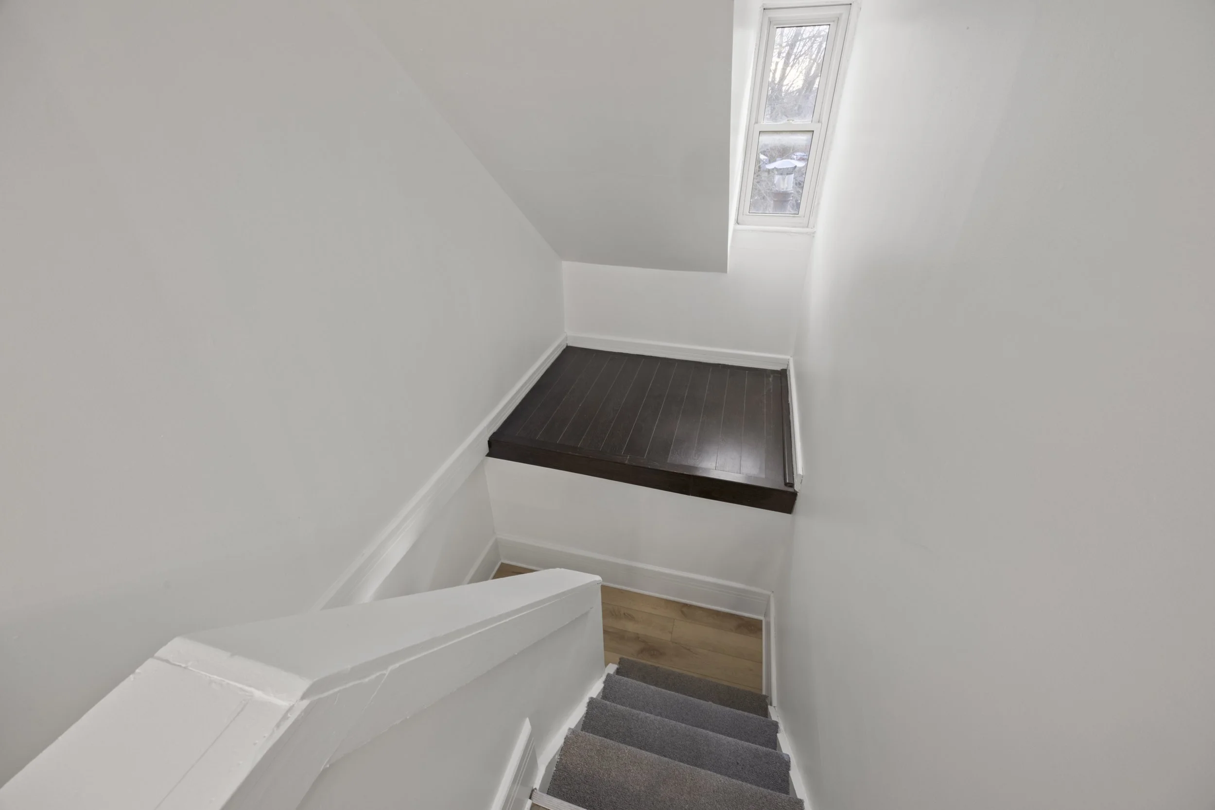 2-353 Central Ave -21.JPG