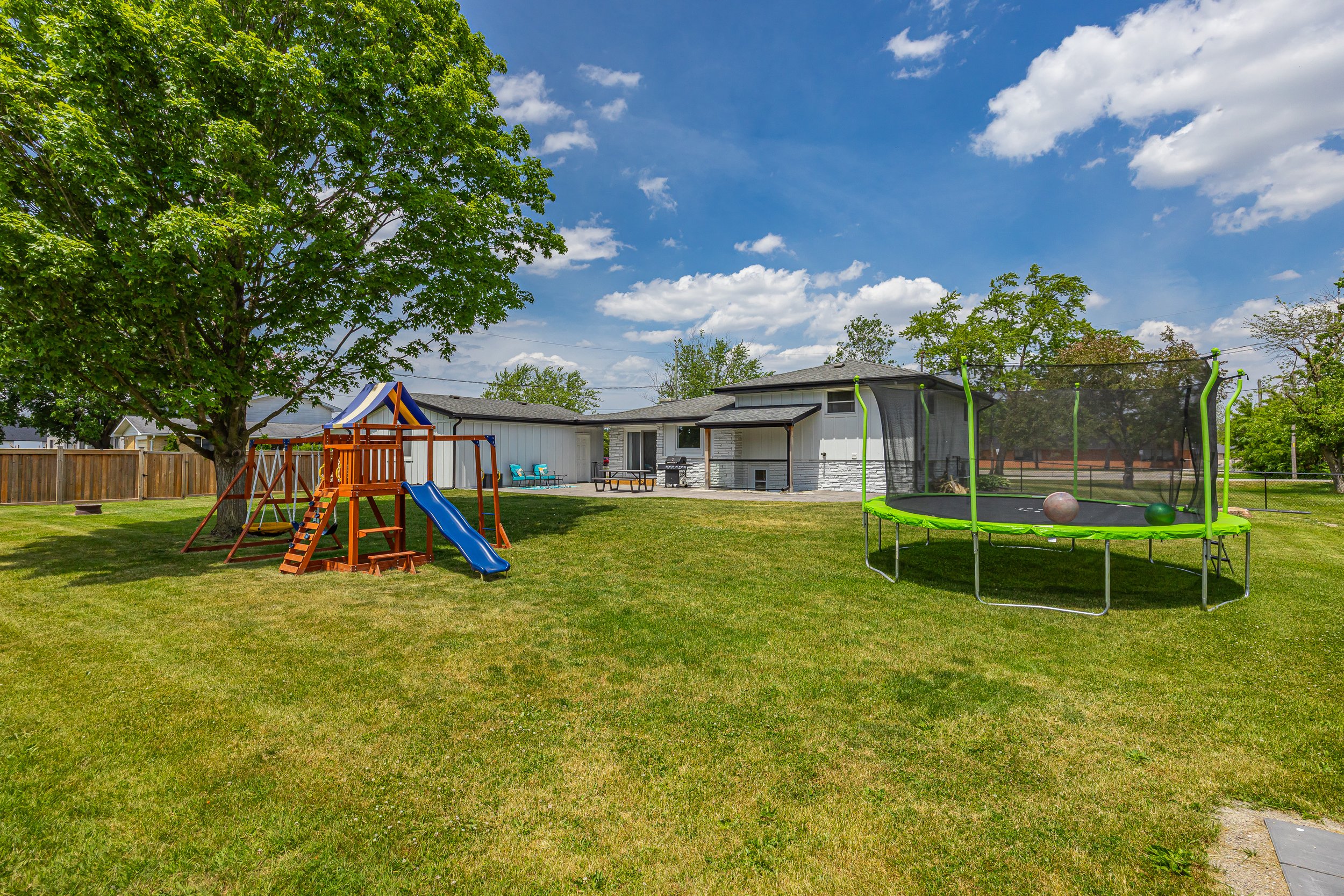 167 Mcleod St -46.jpg