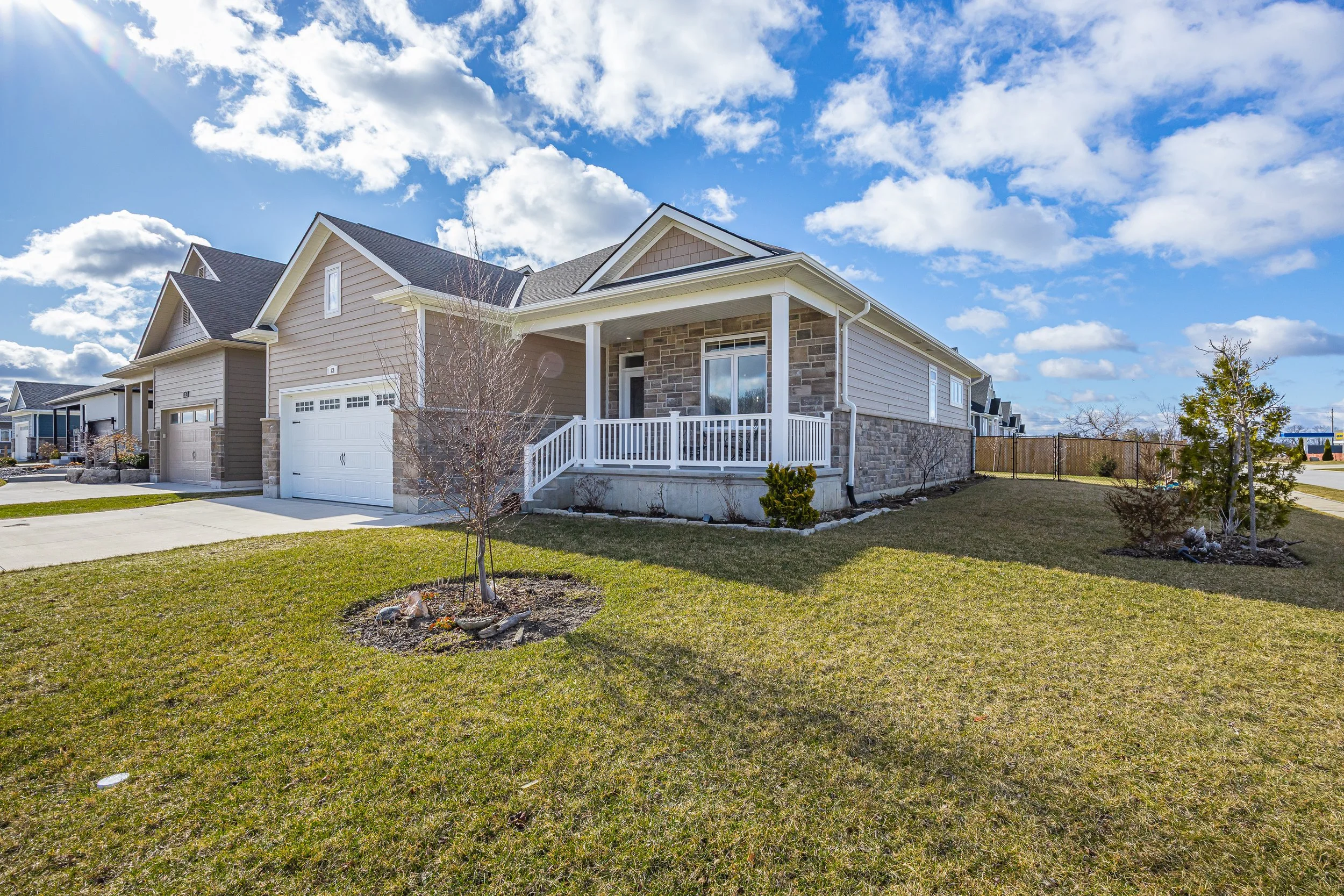 23 Brooklawn Dr -02.jpg