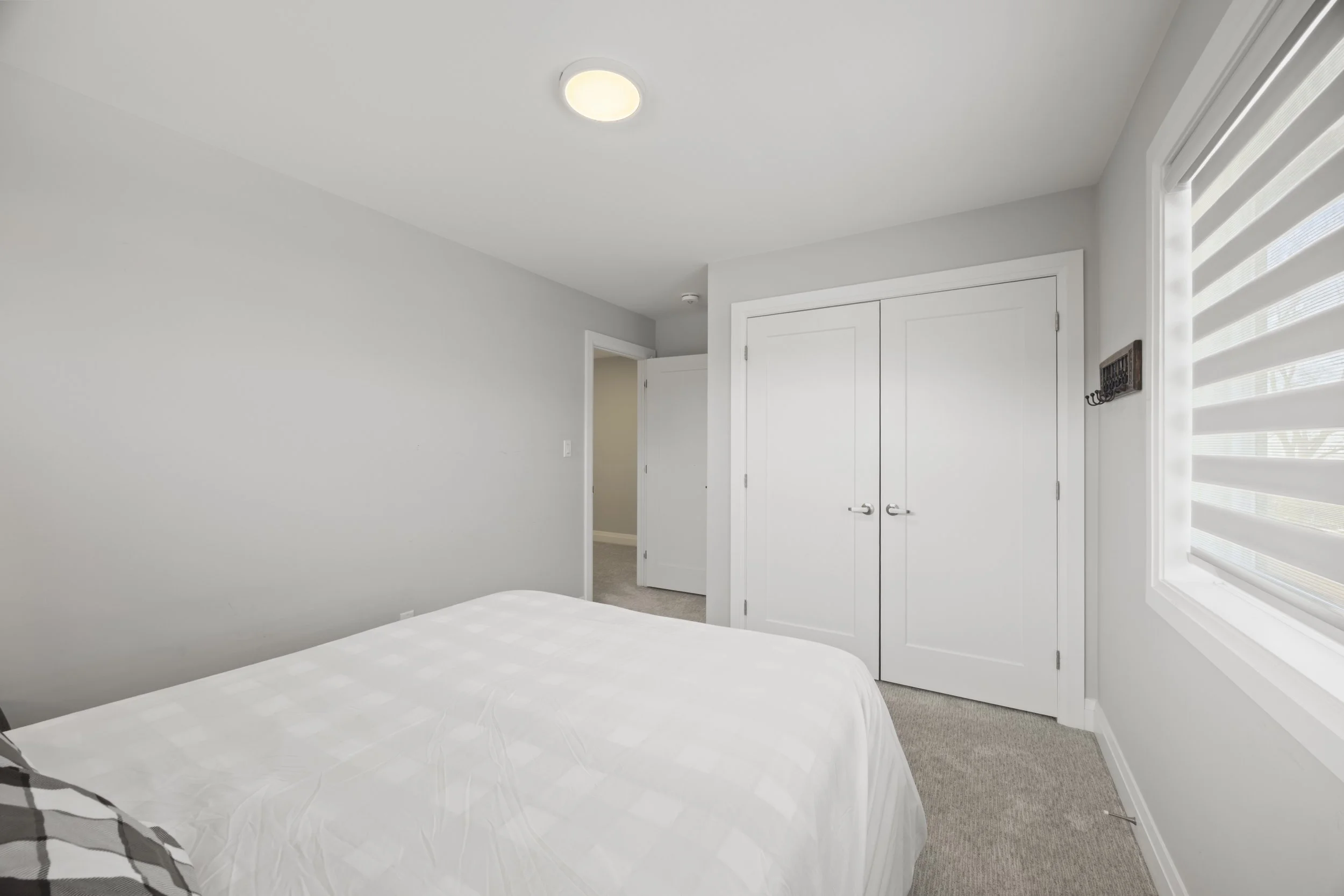 1-176 King St -33.JPG