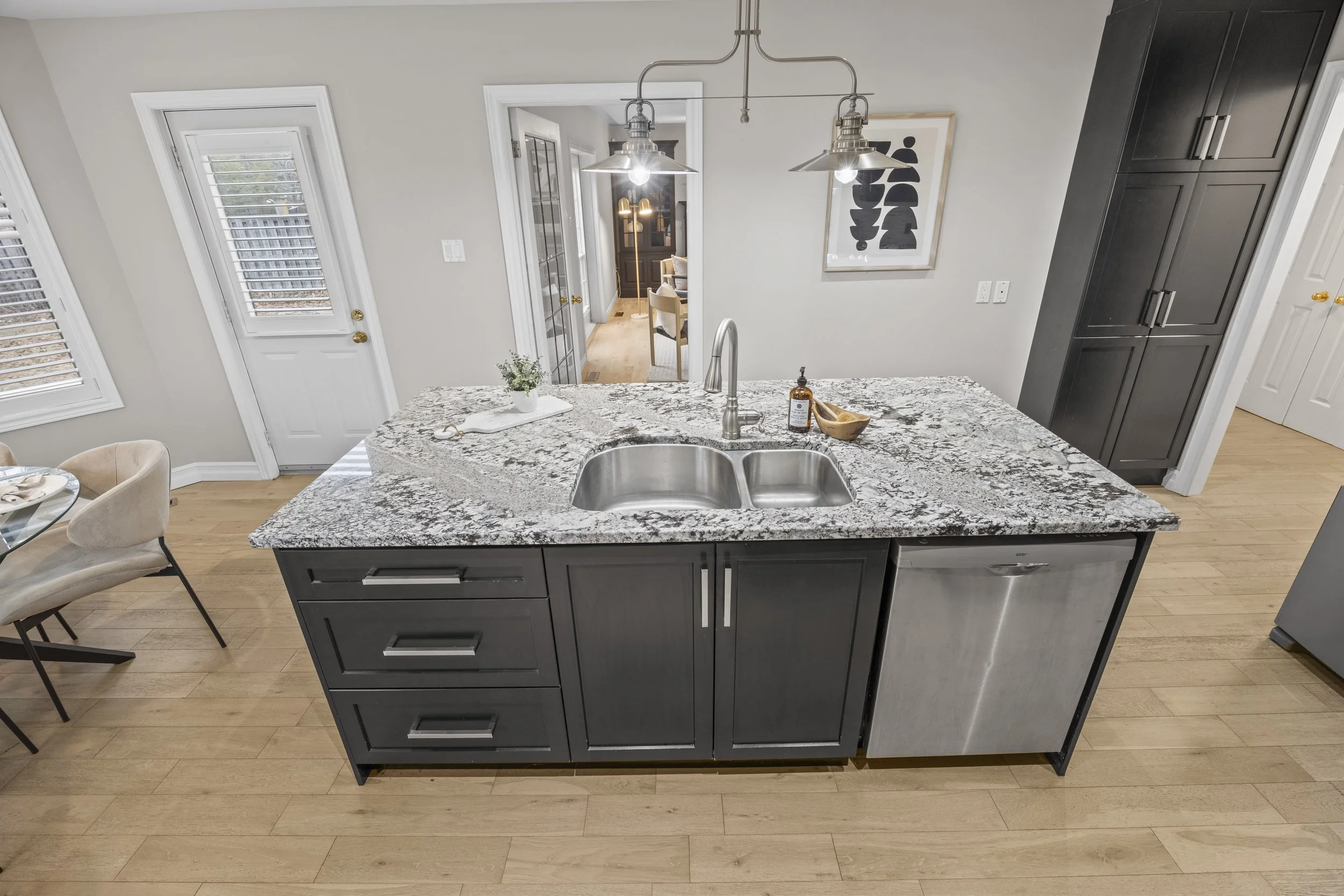 940 Manchester Rd -13.JPG