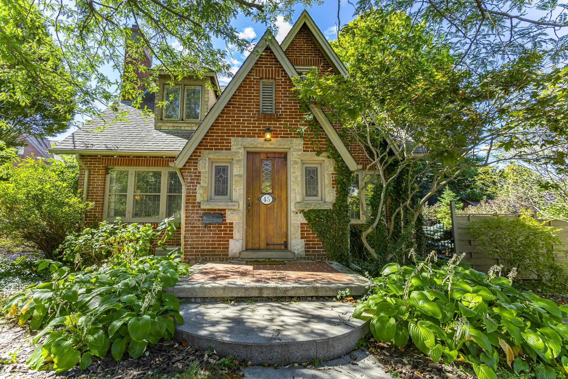 45 Carfrae Cres_06.jpg