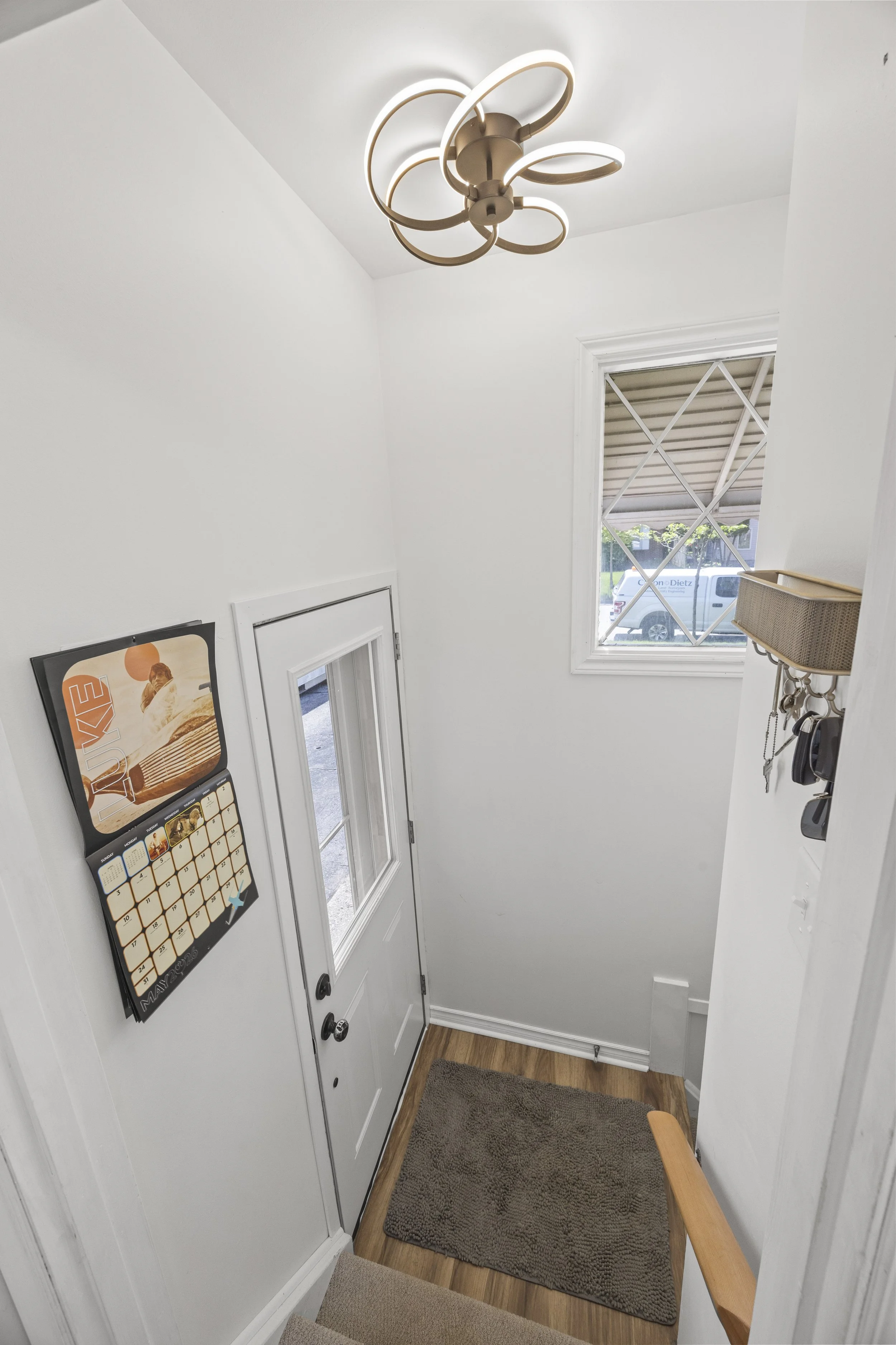 8 Kenwood Cres -27.JPG