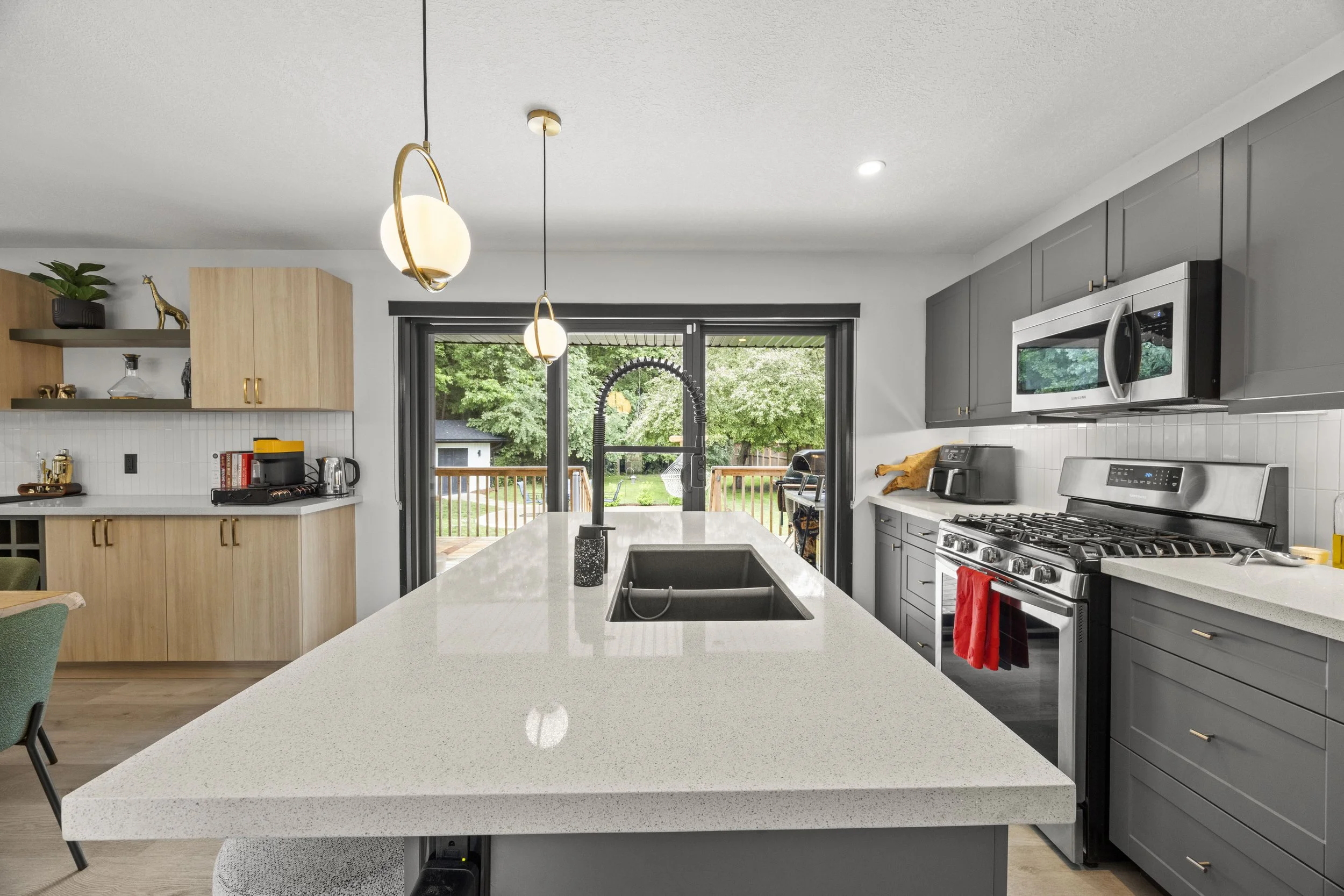 167 Paul St -19.JPG