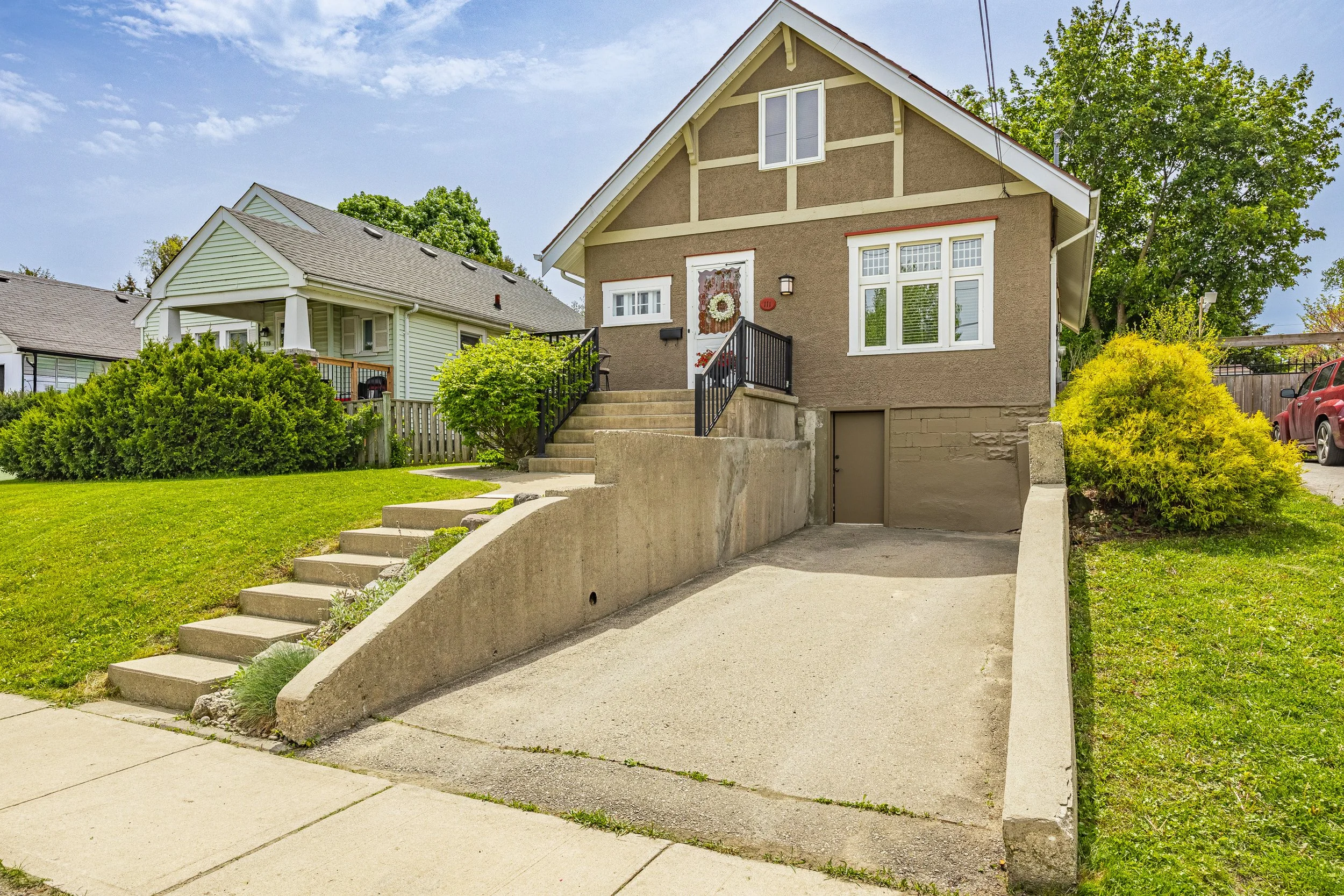 111 Alexandra St -02.jpg