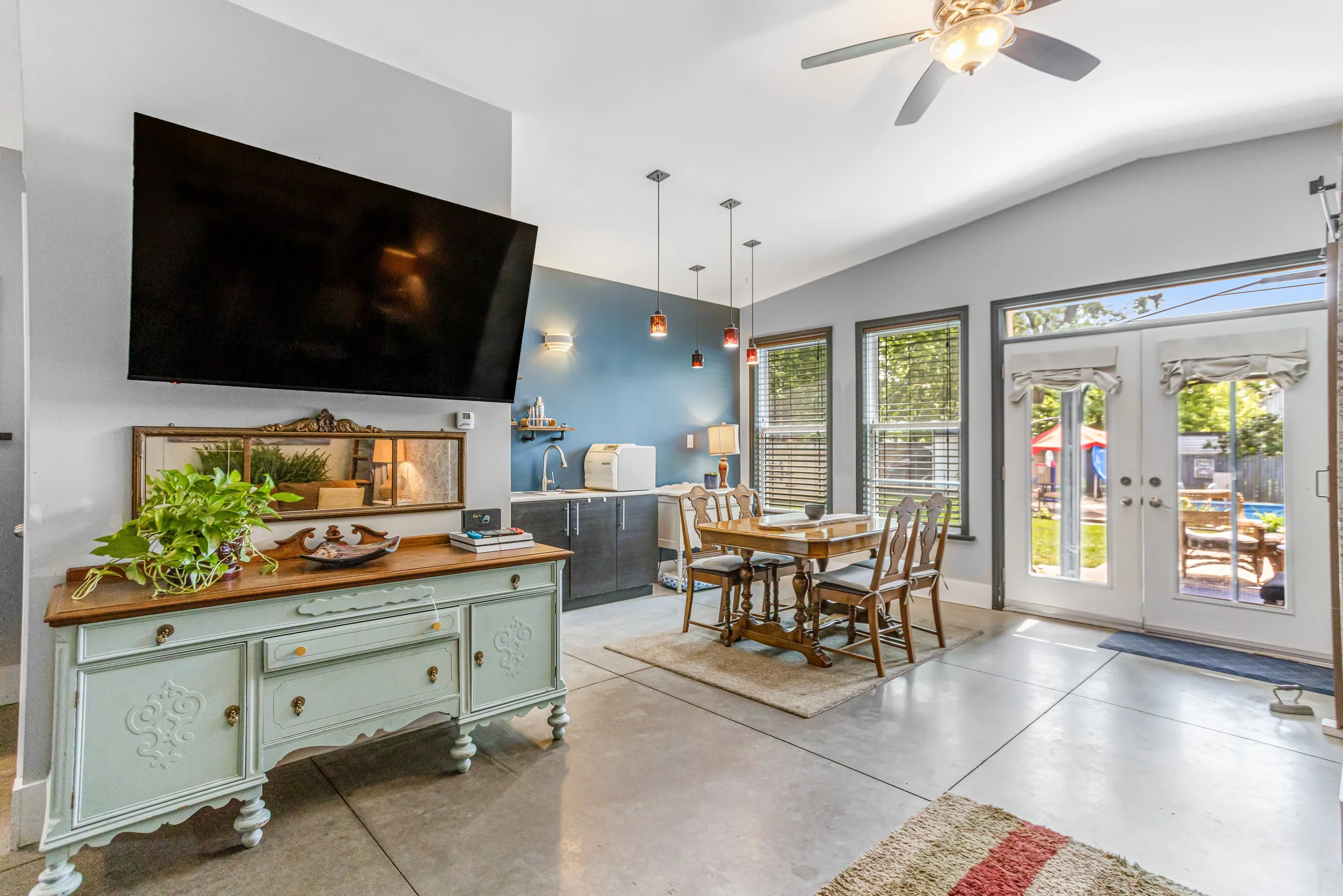 971 Hackett St-22.jpg