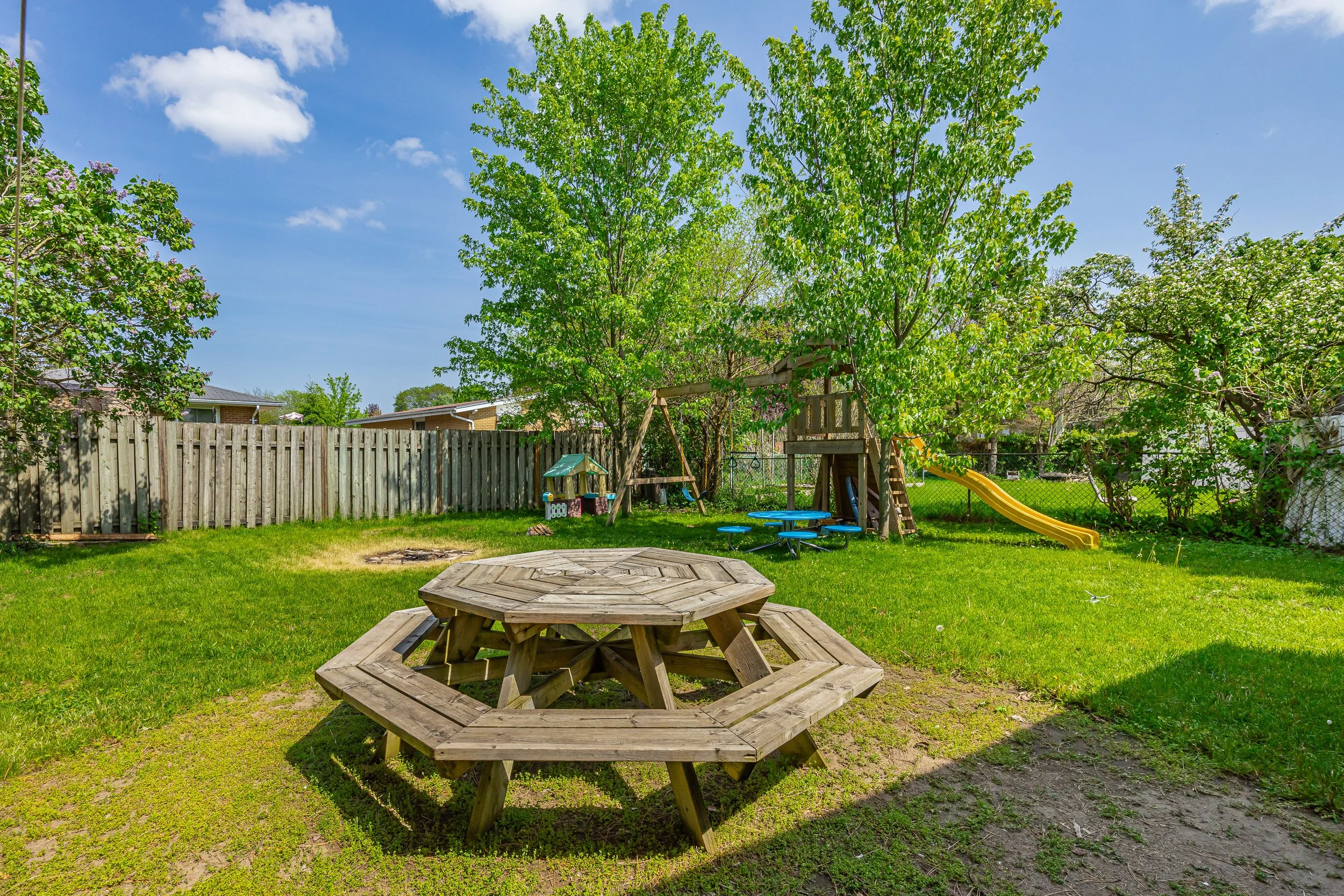 8 Kenwood Cres -36.jpg